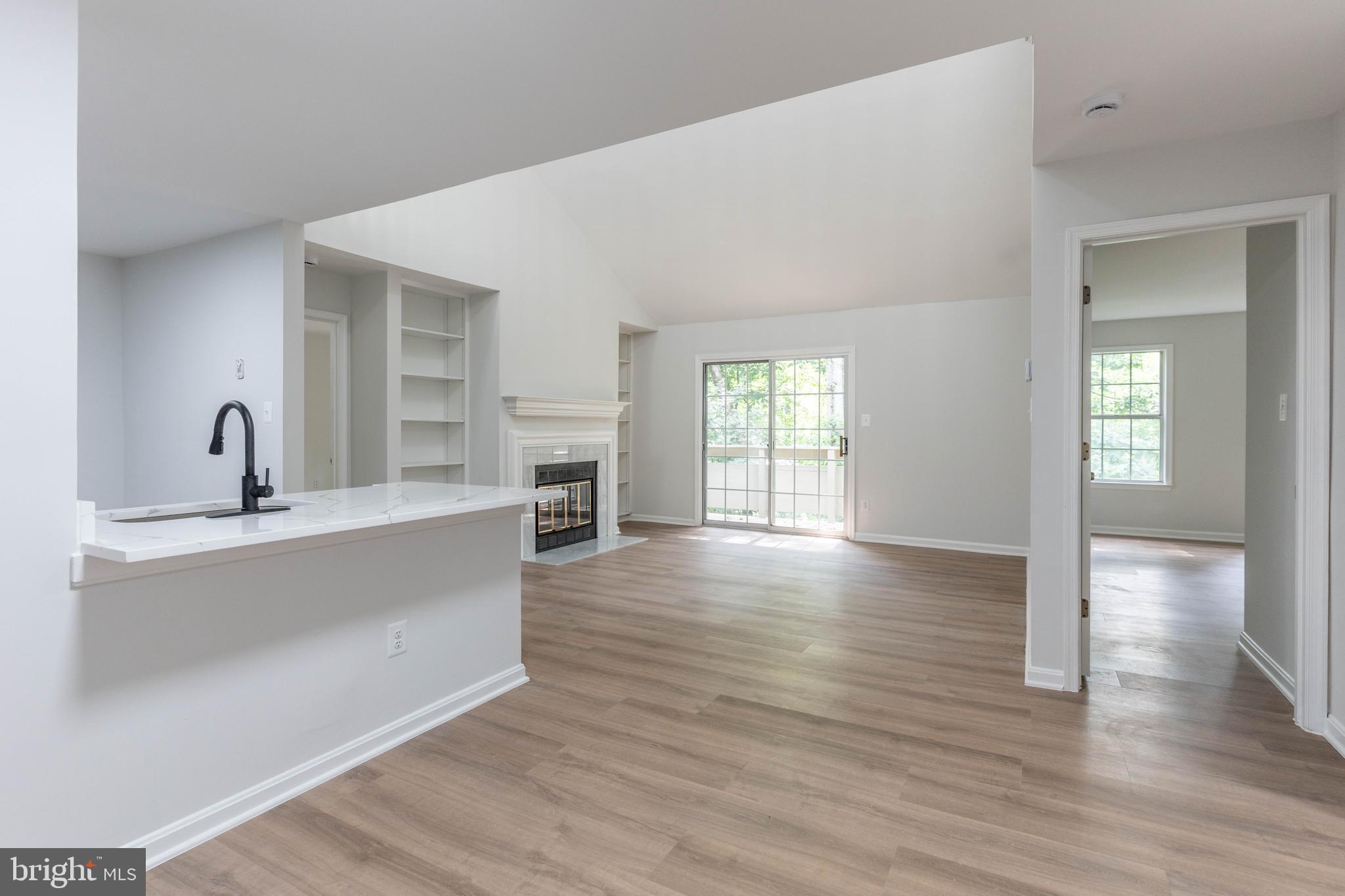 BRISTOL HOUSE - Residential