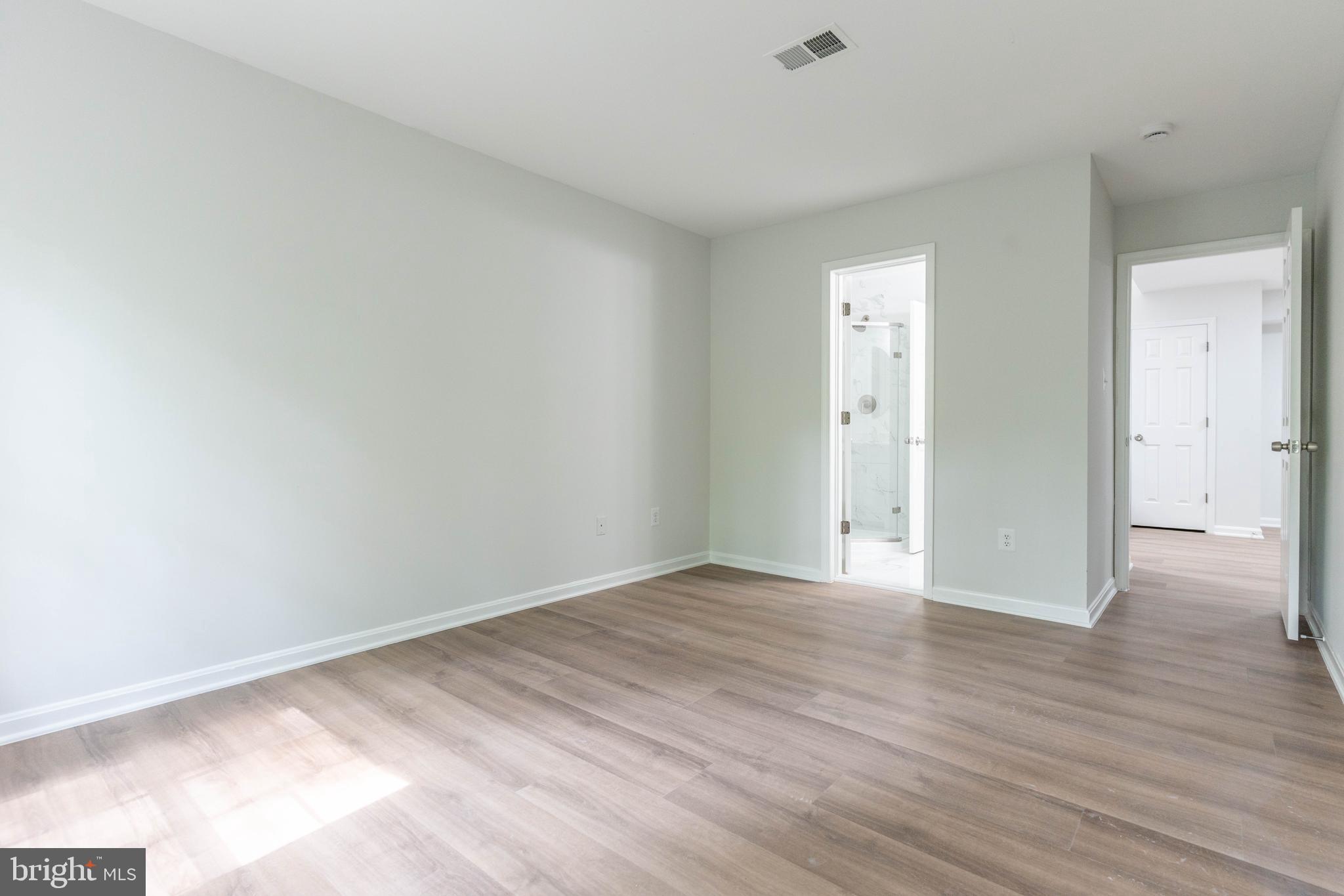 BRISTOL HOUSE - Residential