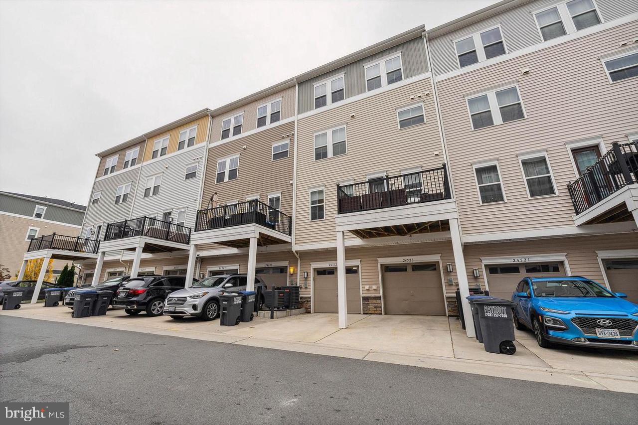 STONE MILL - Residential Lease