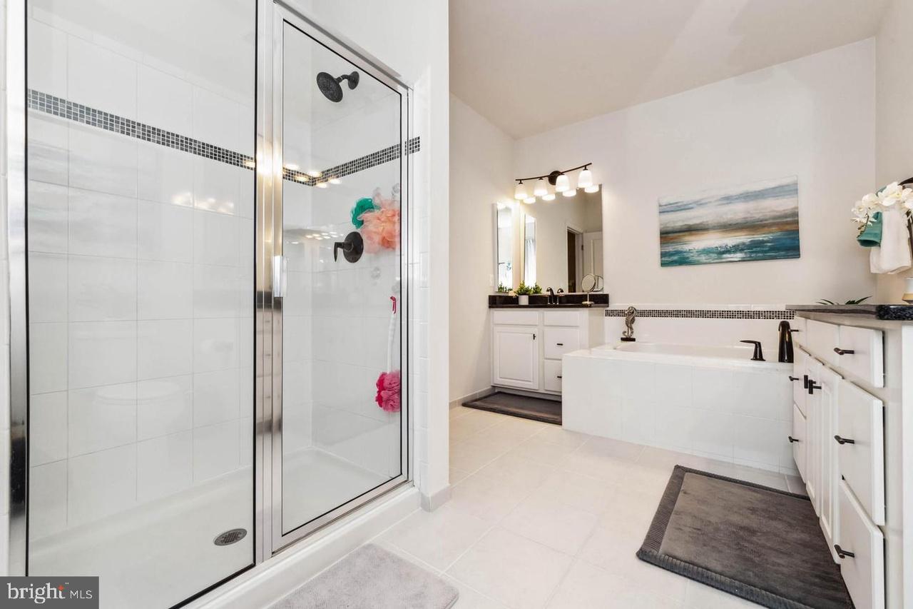 STONE MILL - Residential Lease