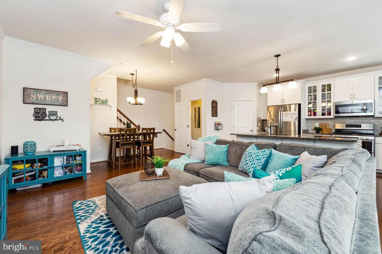 STONE MILL - Residential Lease