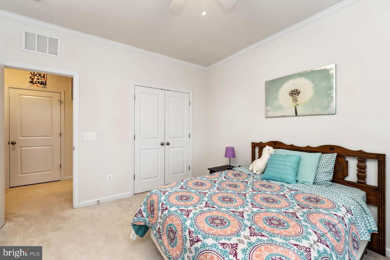 STONE MILL - Residential Lease