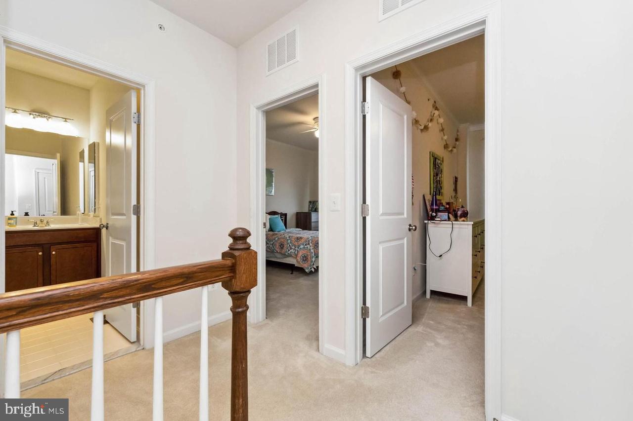 STONE MILL - Residential Lease