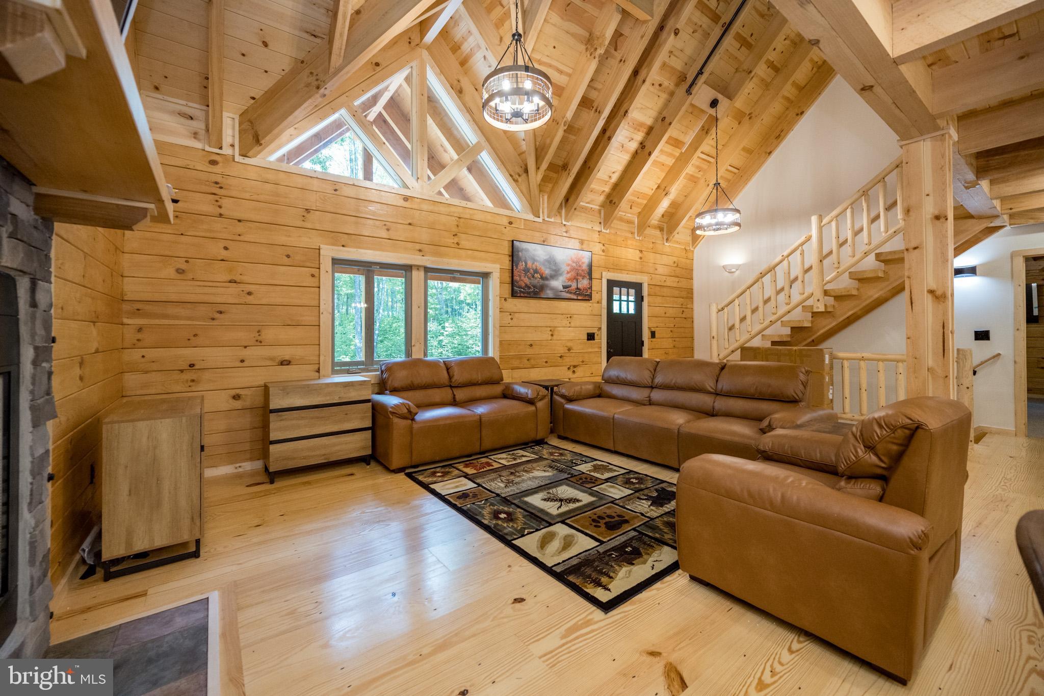 LODESTONE - Residential