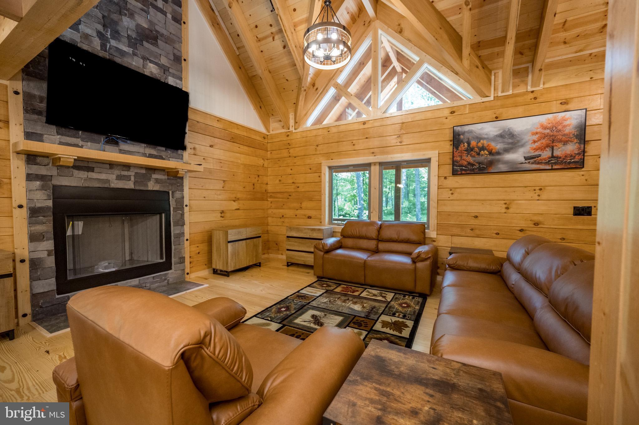 LODESTONE - Residential