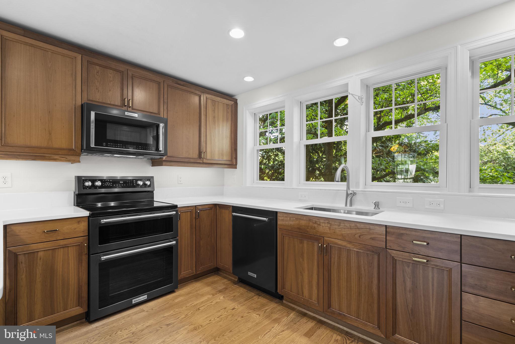 WOODMOOR - Residential