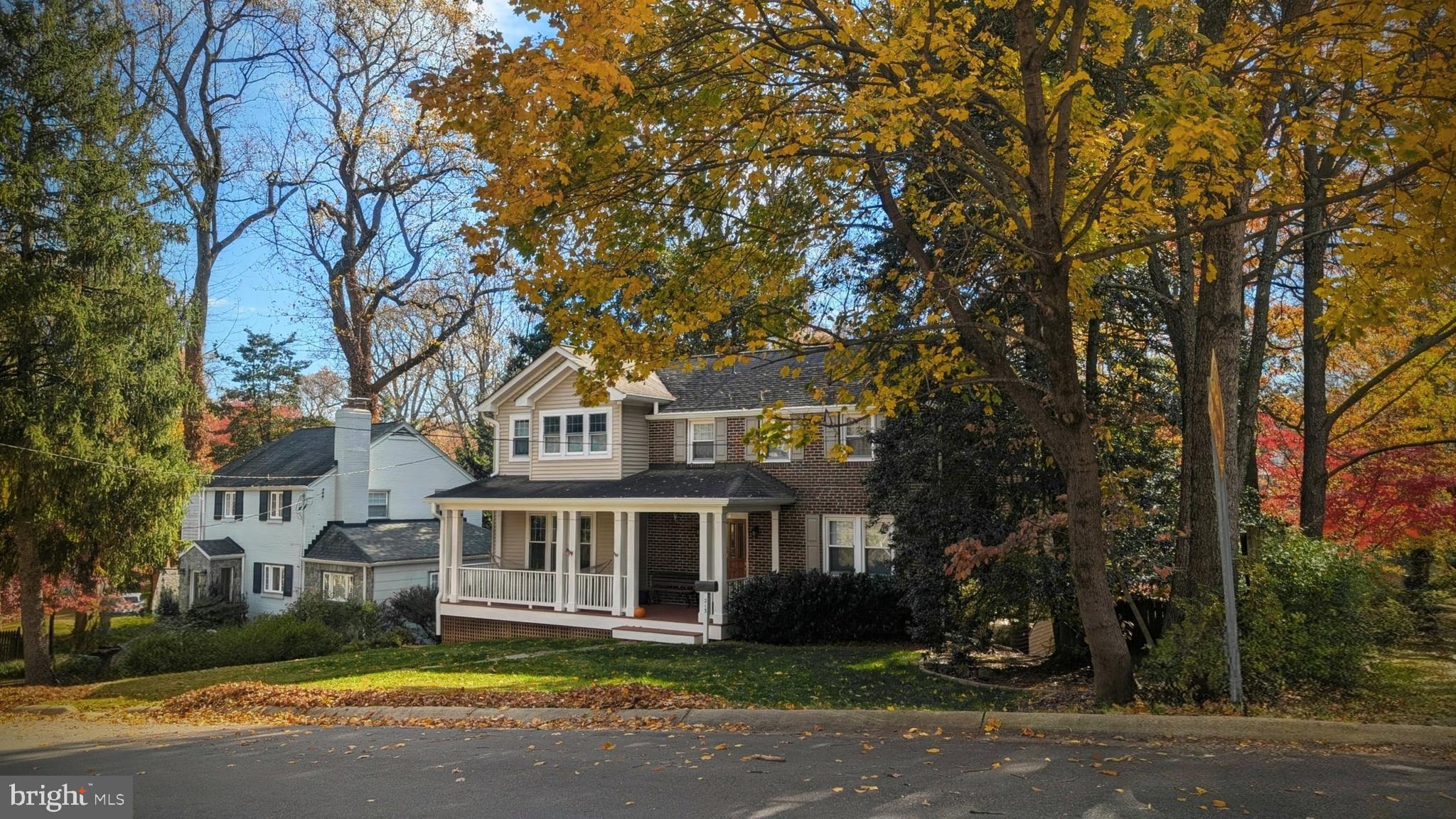 WOODMOOR - Residential