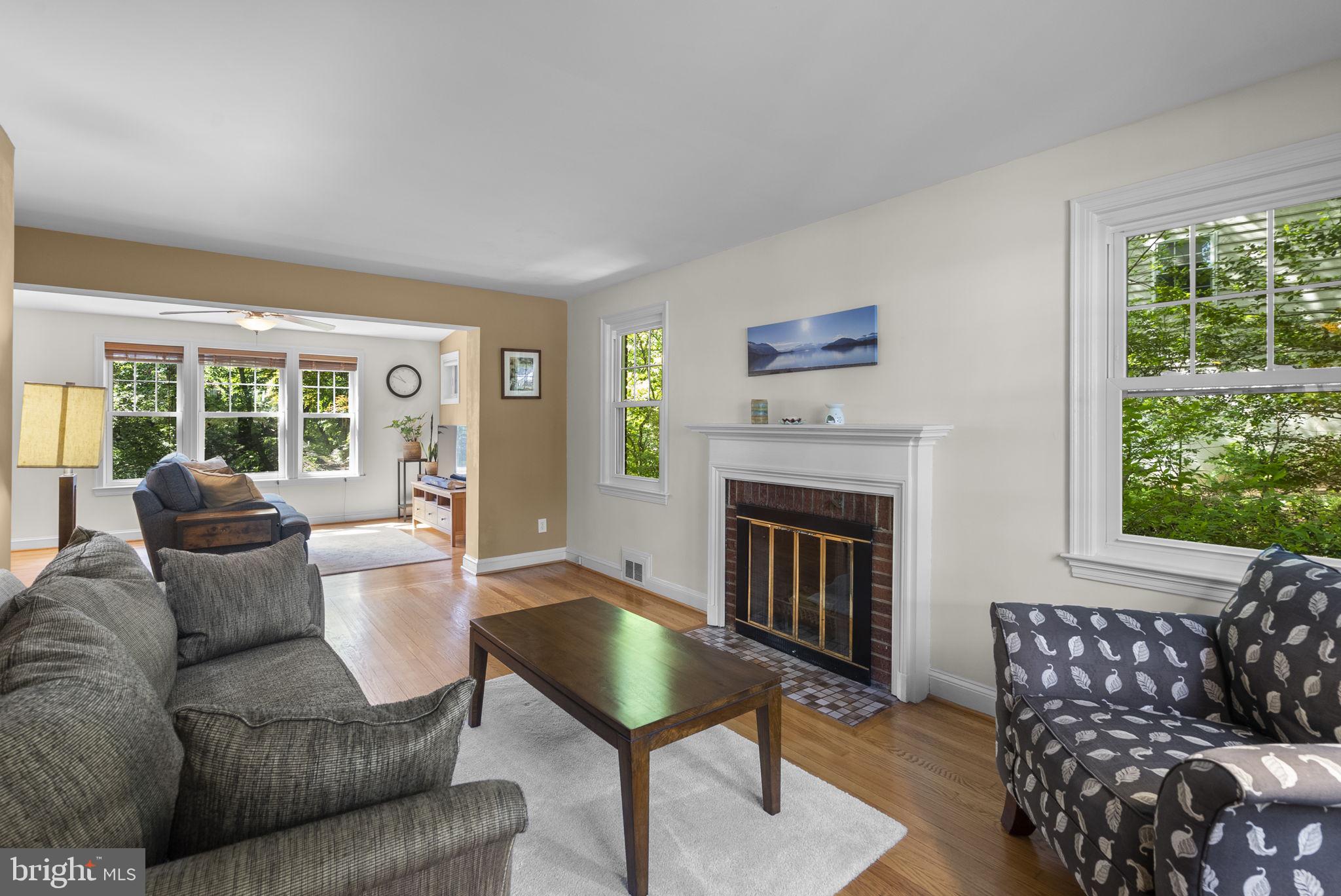213 CRESTMOOR CIRCLE