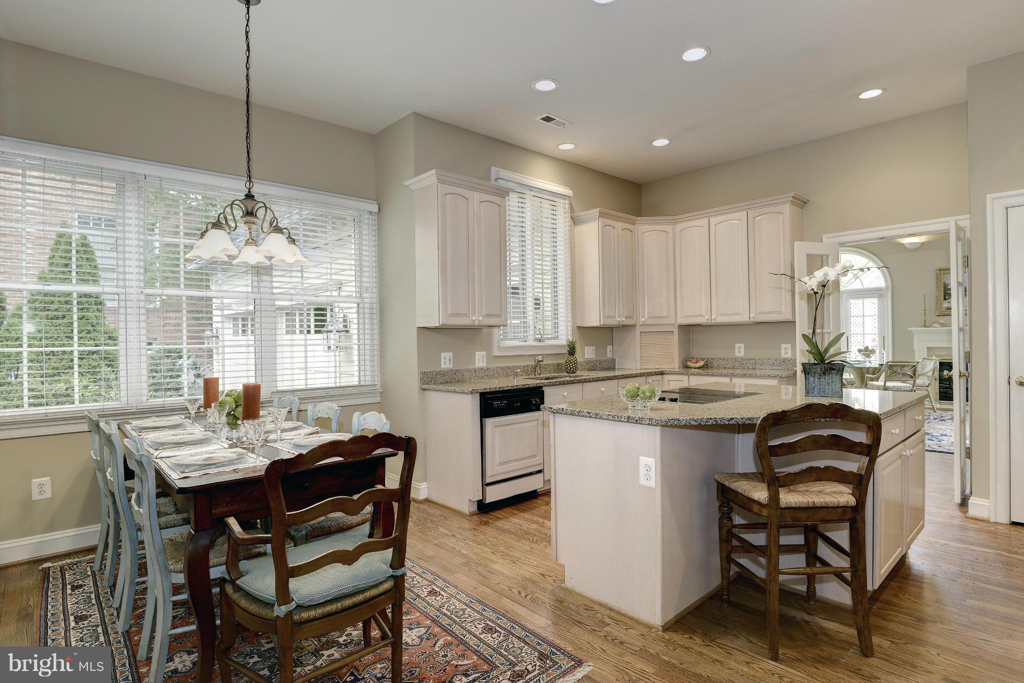 CHEVY CHASE - Residential