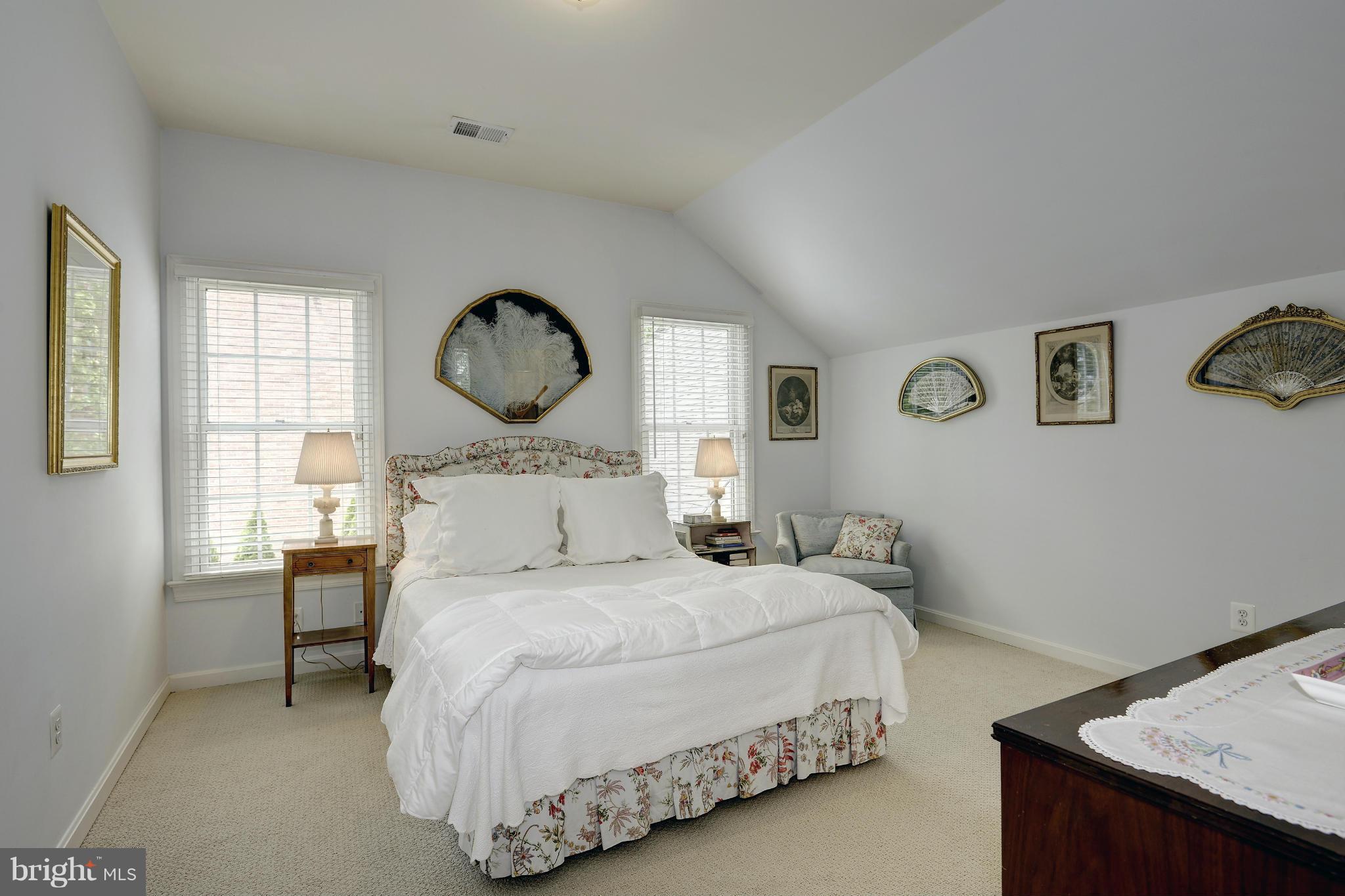 CHEVY CHASE - Residential