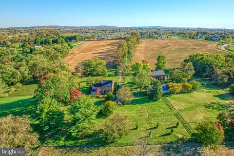 MLS: VALO2121458