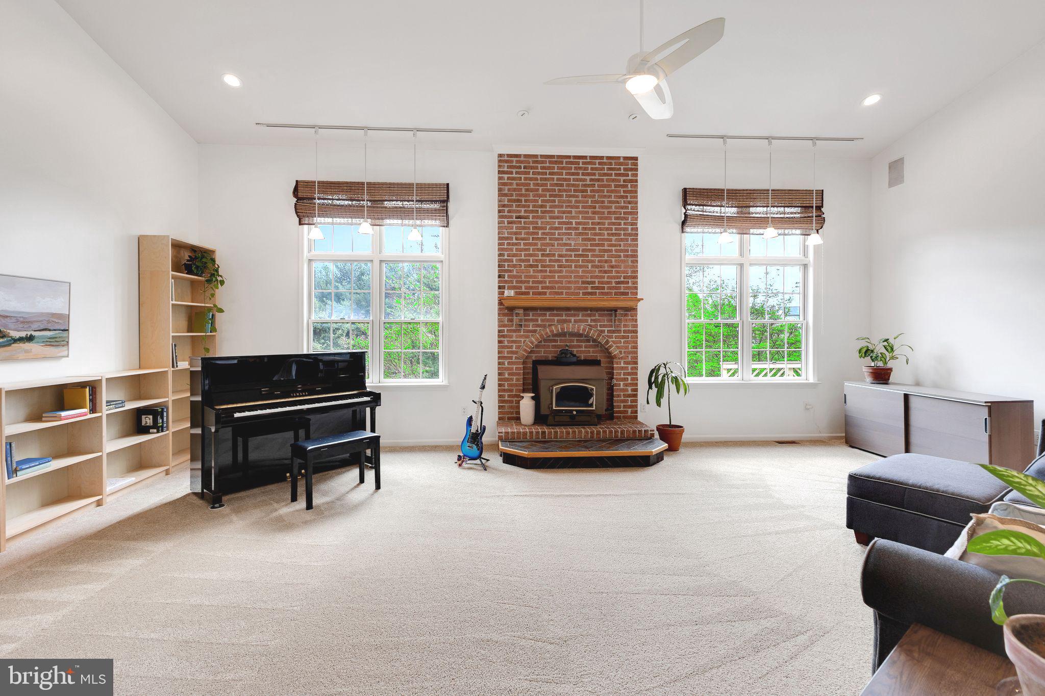 BRADFORD ESTATES - Residential