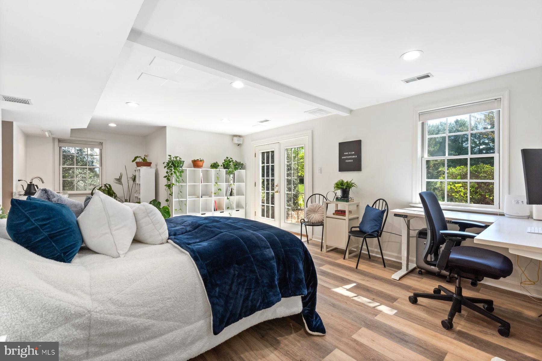 BRADFORD ESTATES - Residential