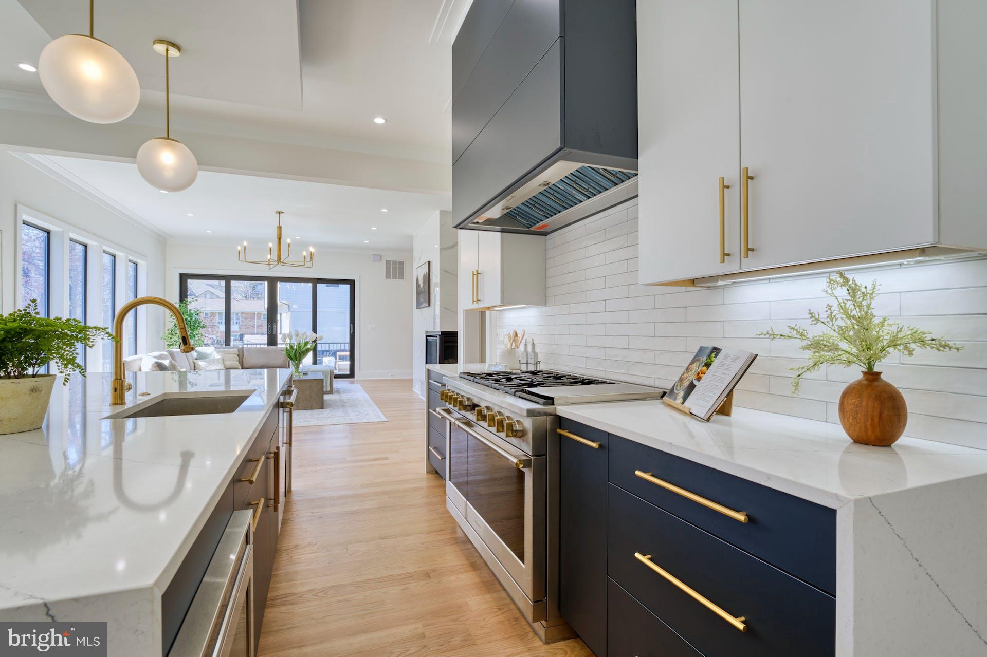 CLEVELAND HEIGHTS - Residential