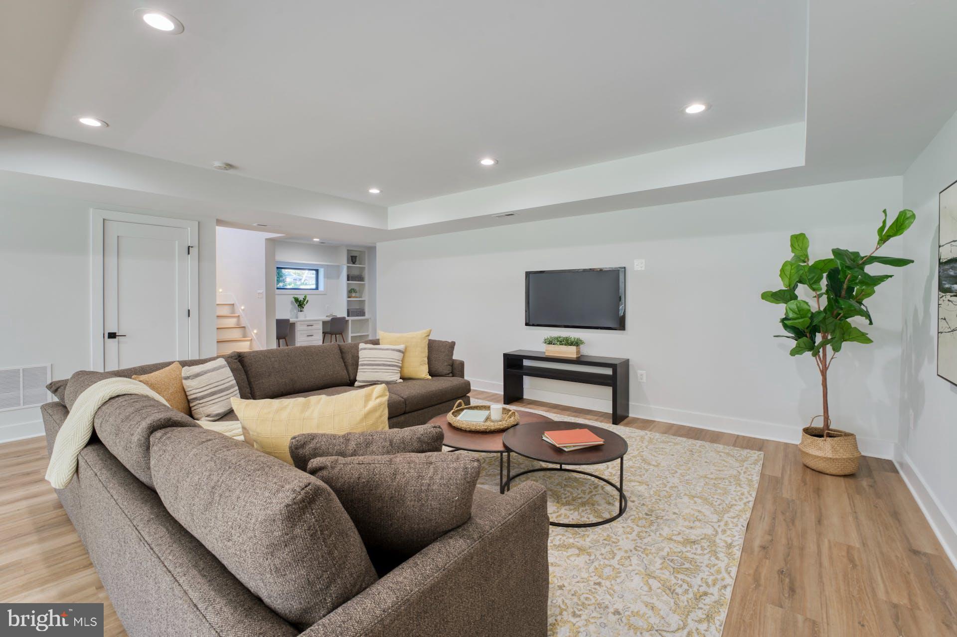 CLEVELAND HEIGHTS - Residential