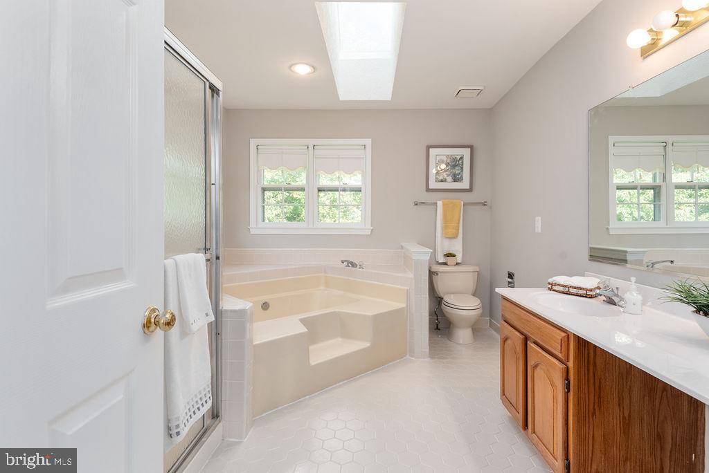 CROSSPOINTE - Residential