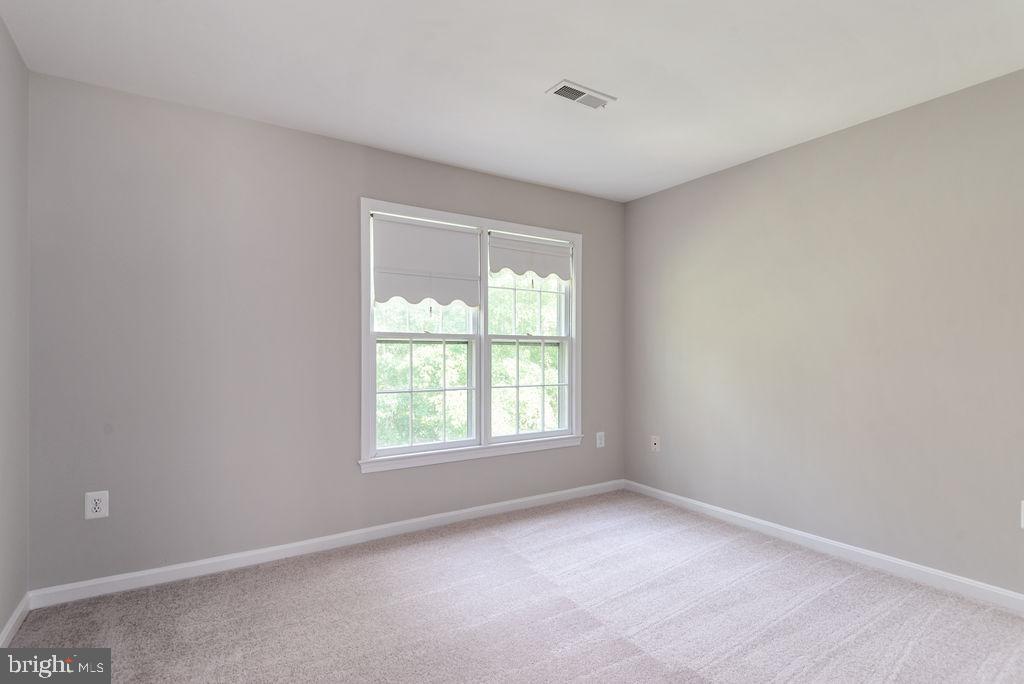 CROSSPOINTE - Residential