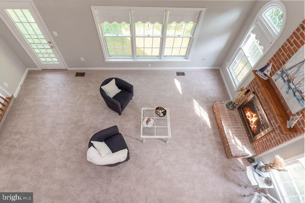 CROSSPOINTE - Residential