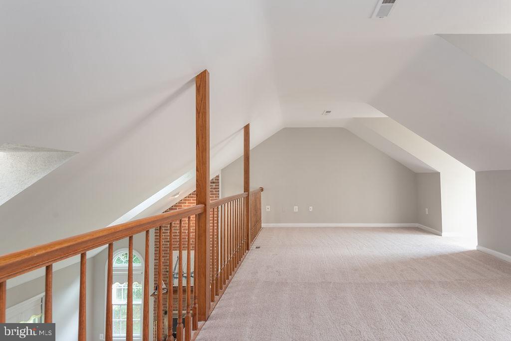 CROSSPOINTE - Residential