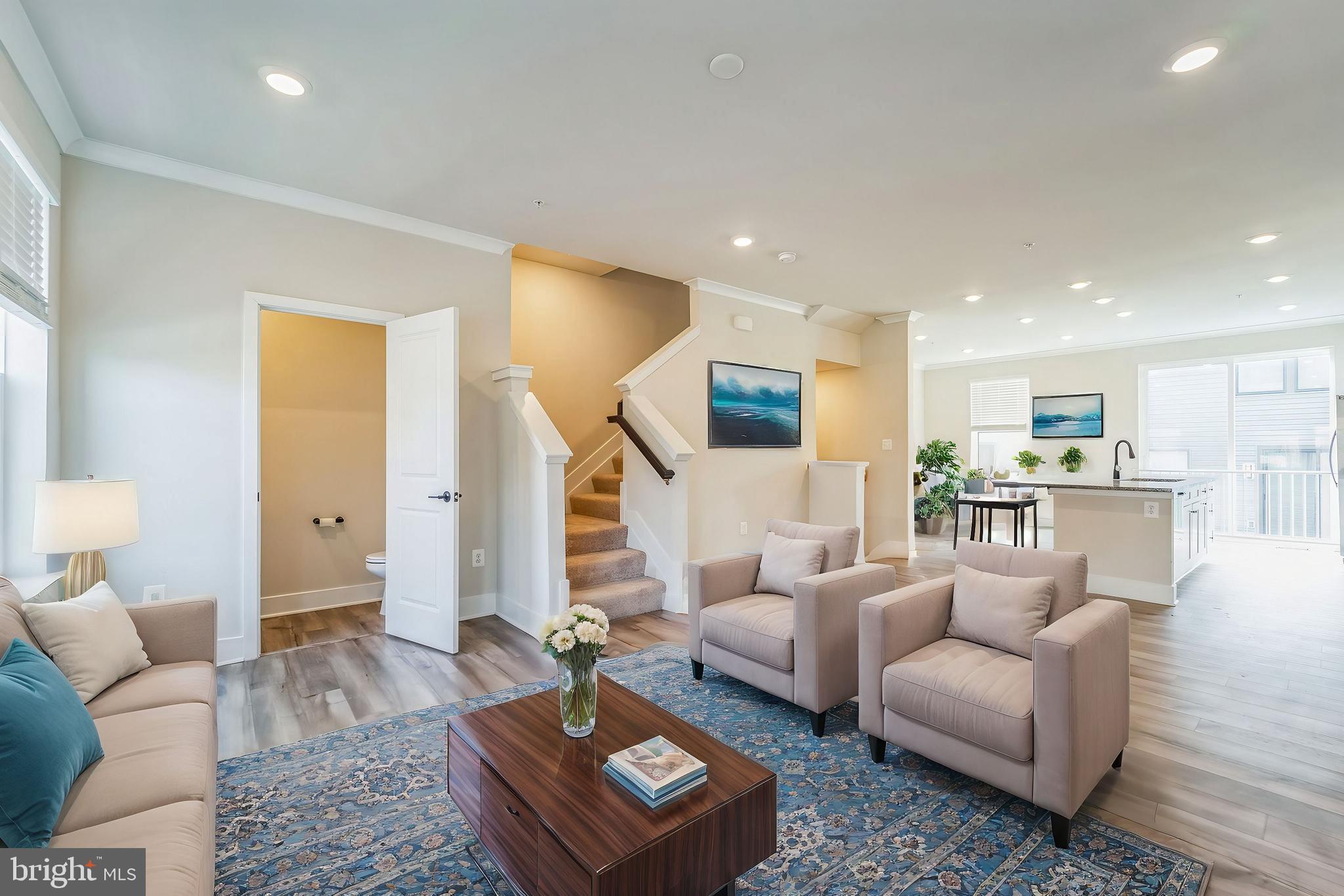 MEDFIELD - Residential