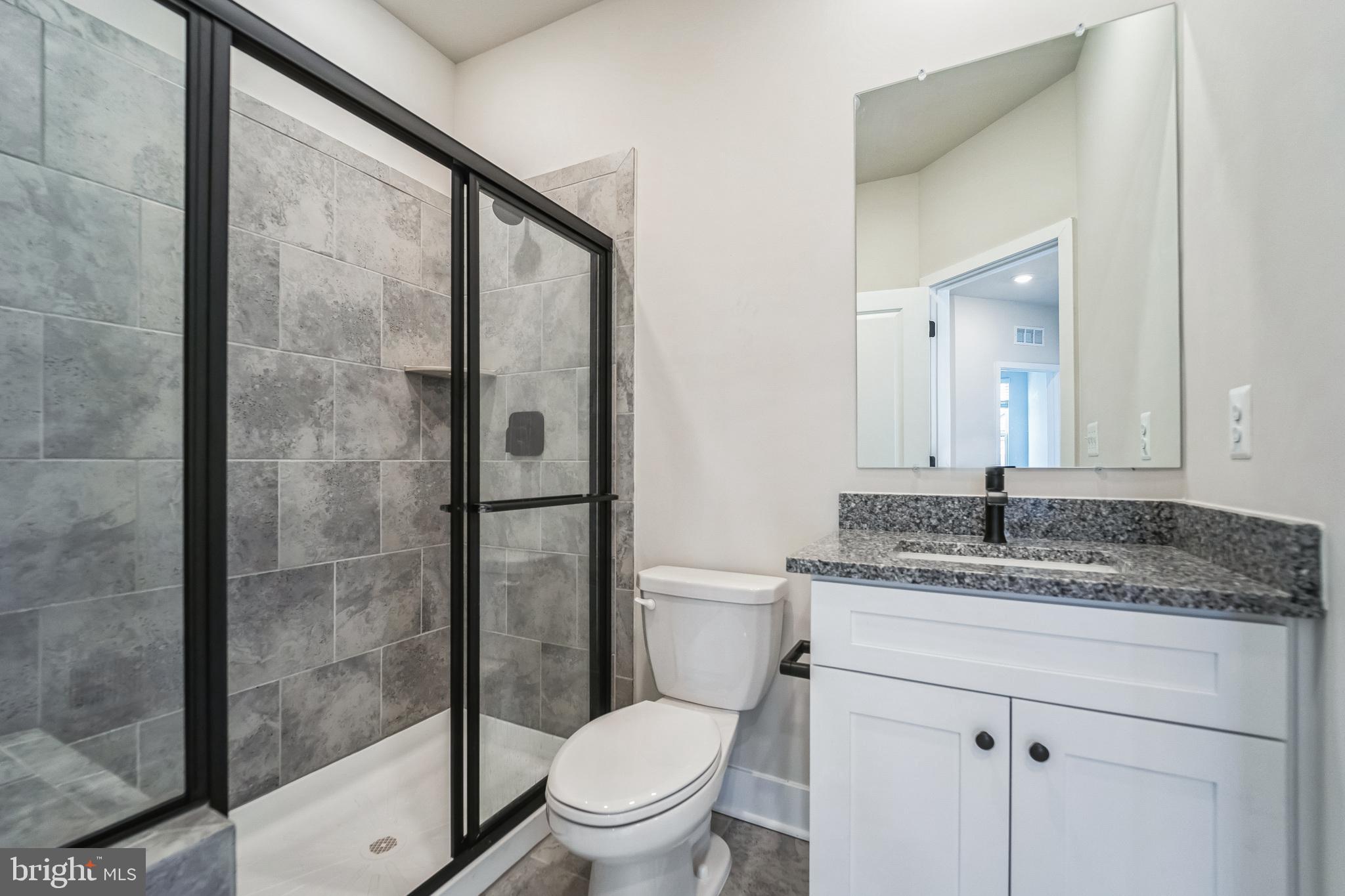 MEDFIELD - Residential