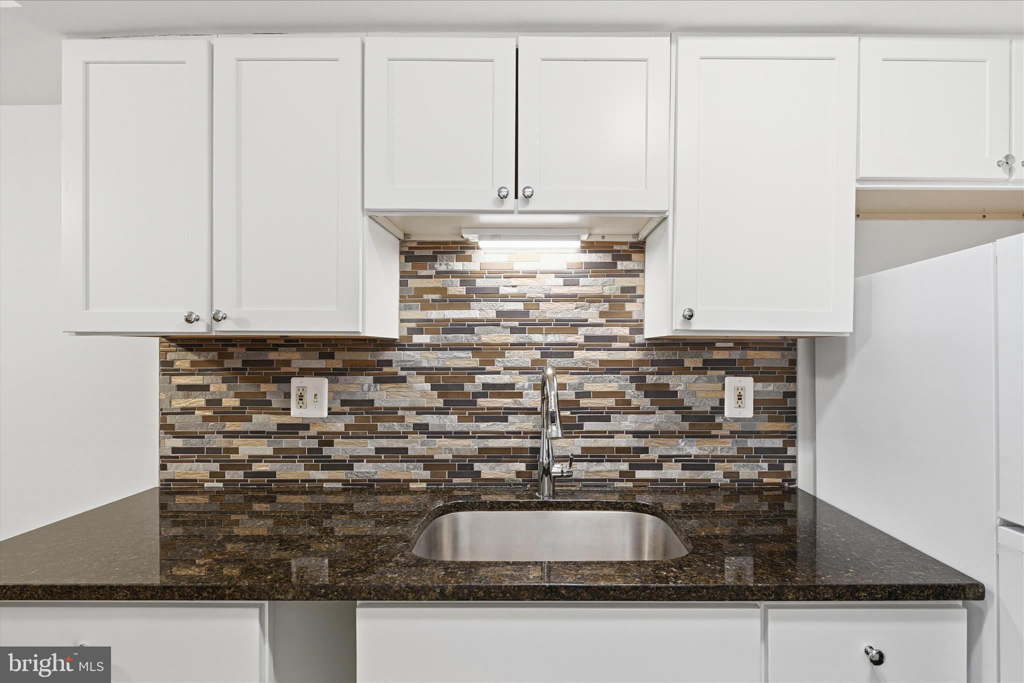 WINDGATE III - Residential