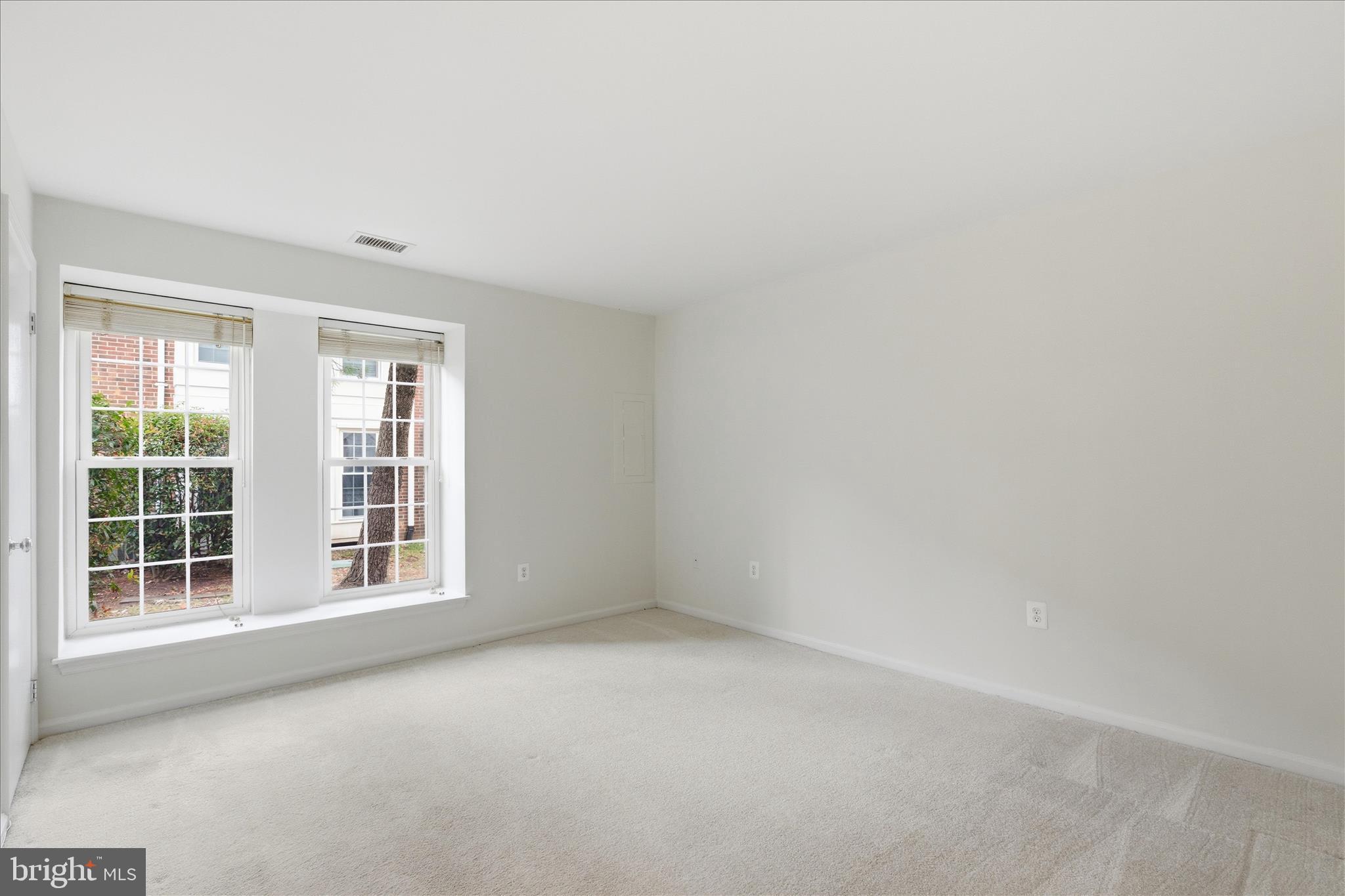 WINDGATE III - Residential