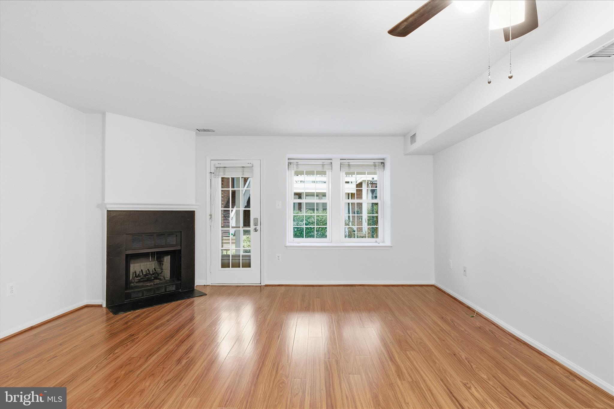 WINDGATE III - Residential