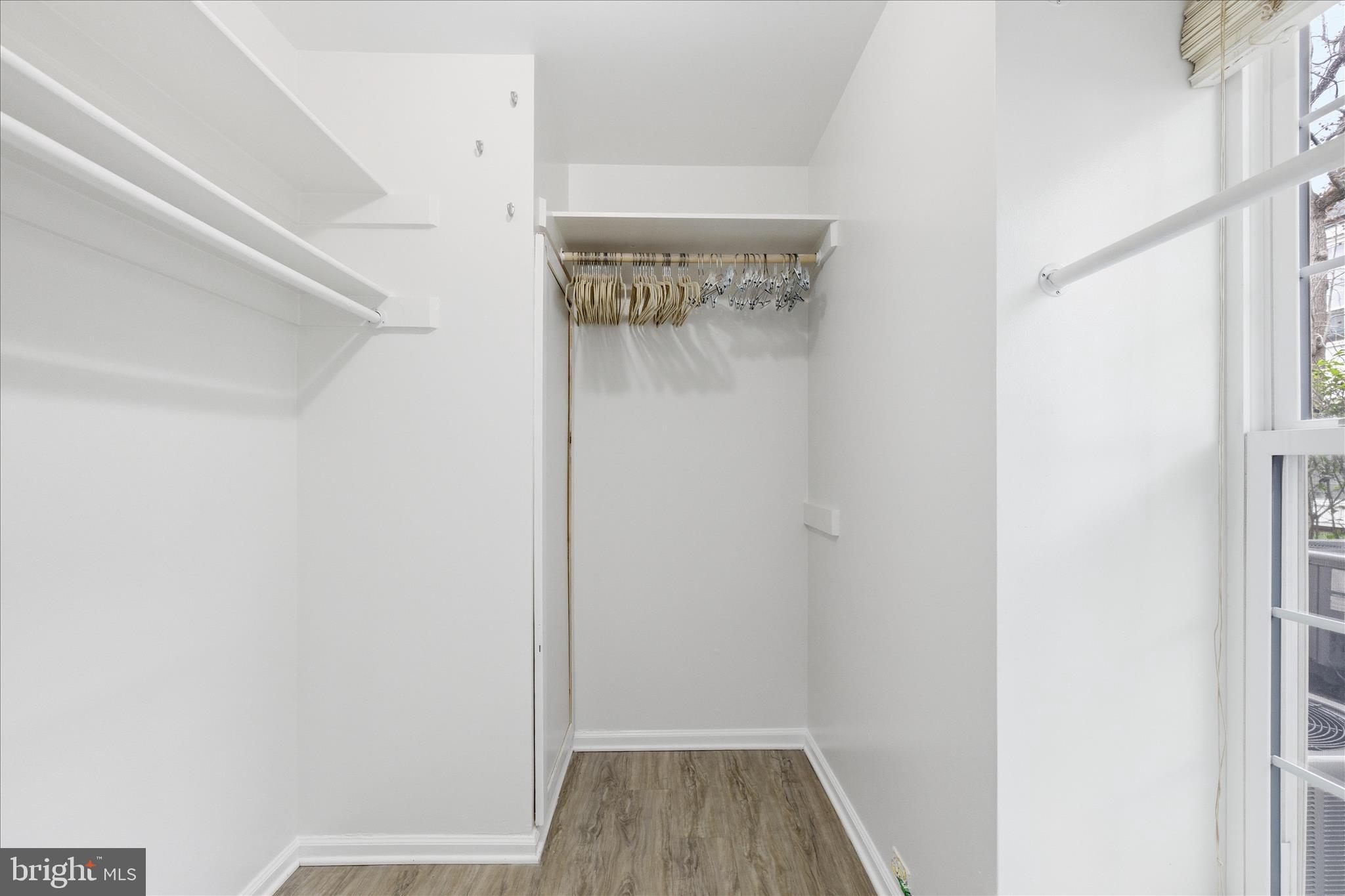 WINDGATE III - Residential