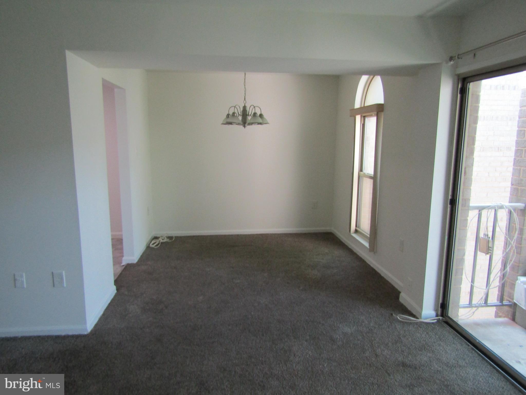 CANTERBURY SQUARE - Residential Lease