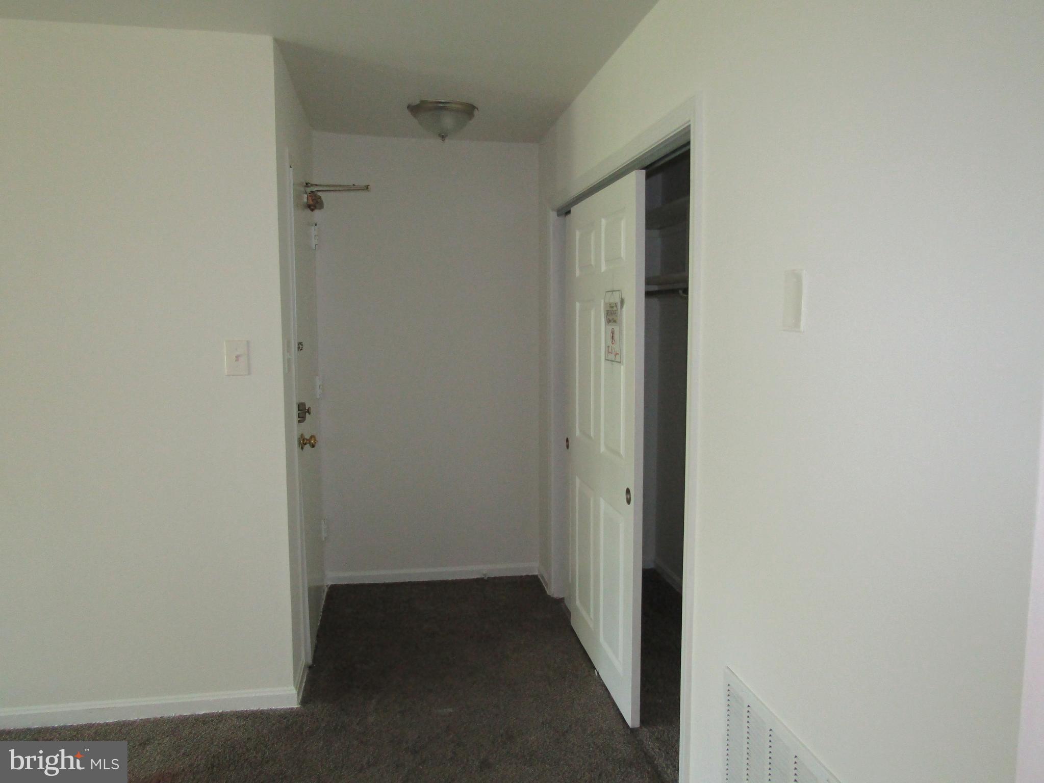 CANTERBURY SQUARE - Residential Lease