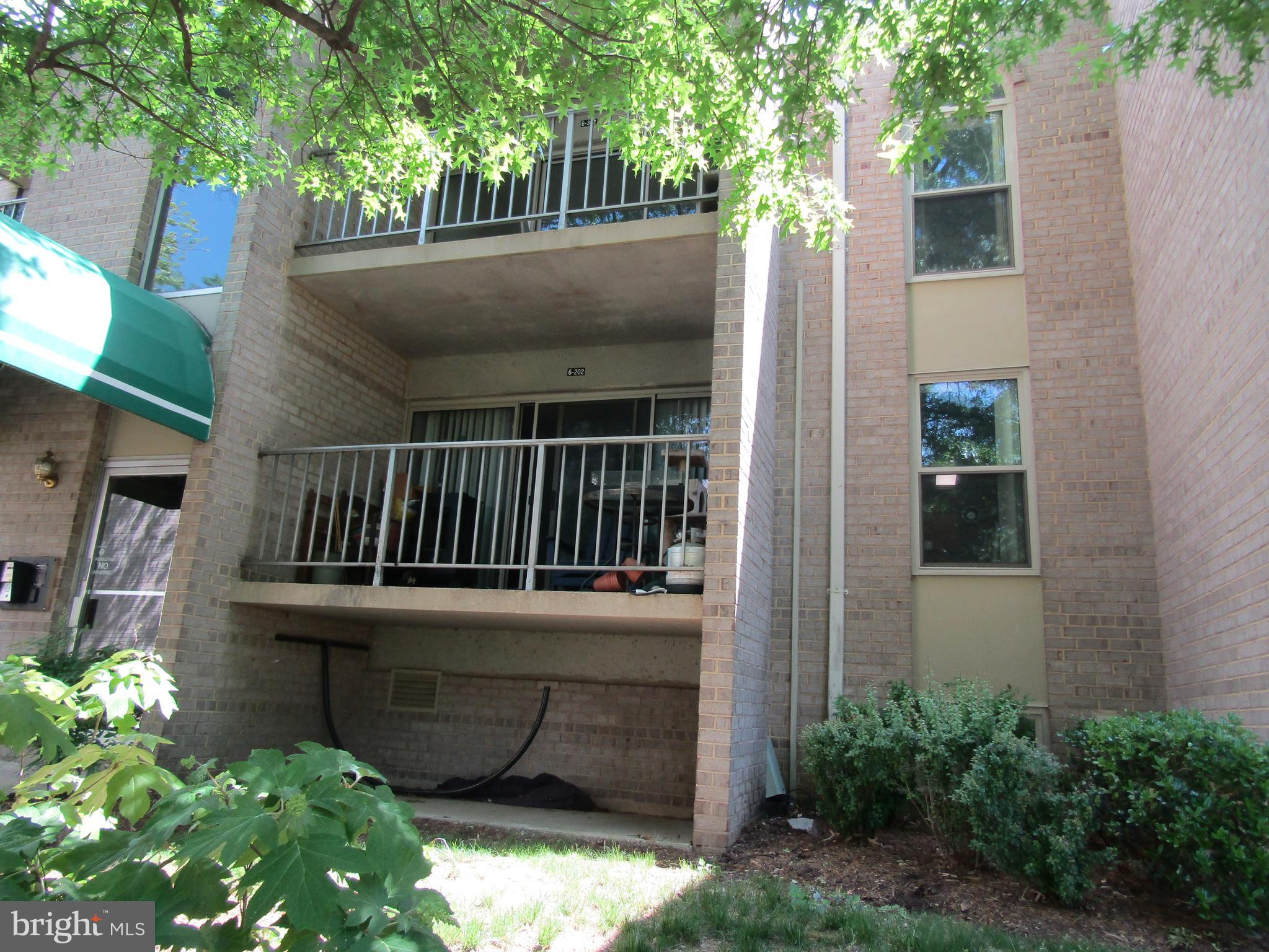 CANTERBURY SQUARE - Residential Lease