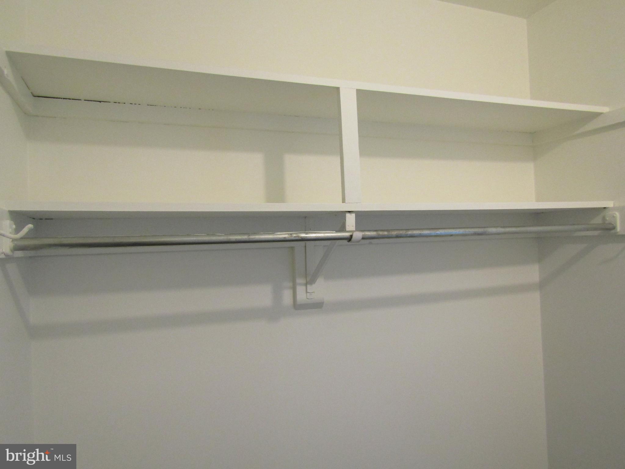 CANTERBURY SQUARE - Residential Lease