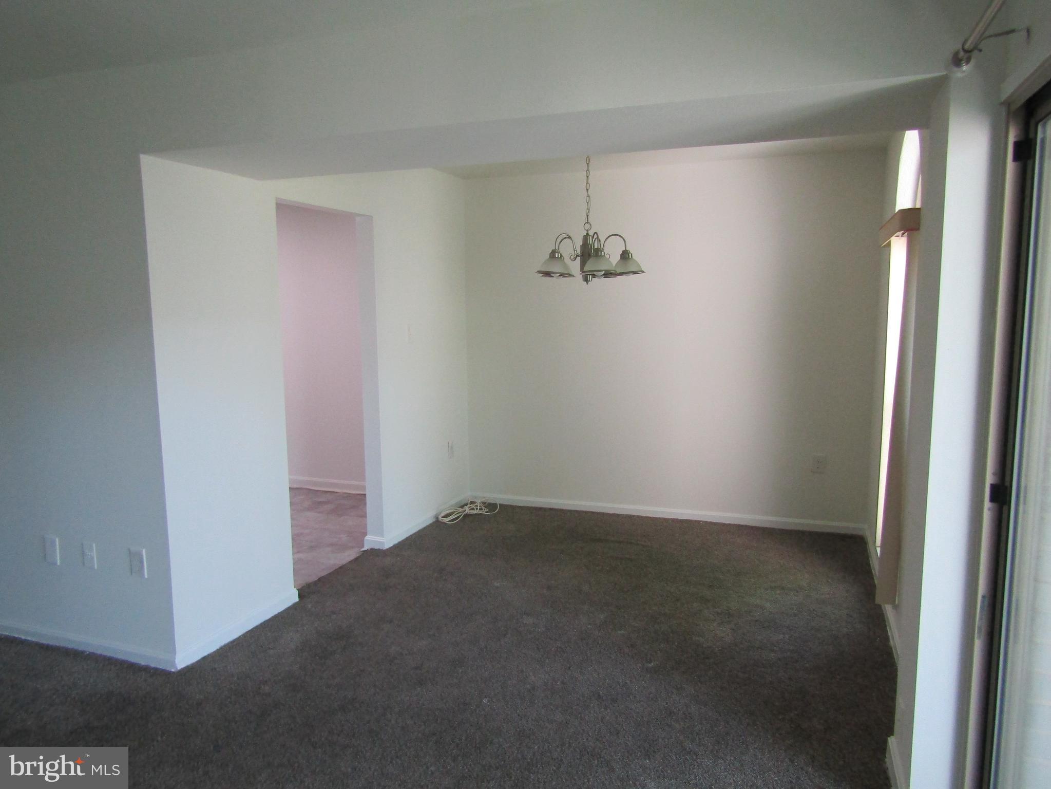 CANTERBURY SQUARE - Residential Lease