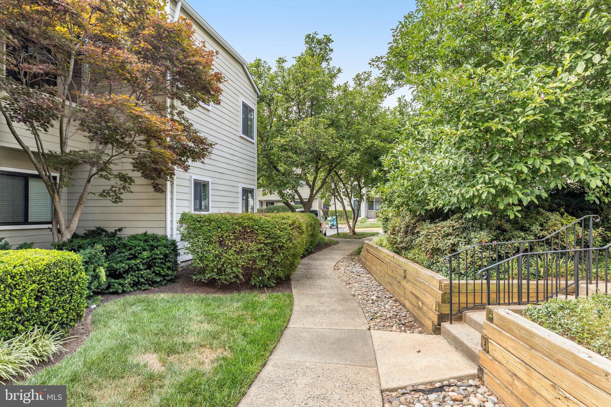 VILLARIDGE - Residential