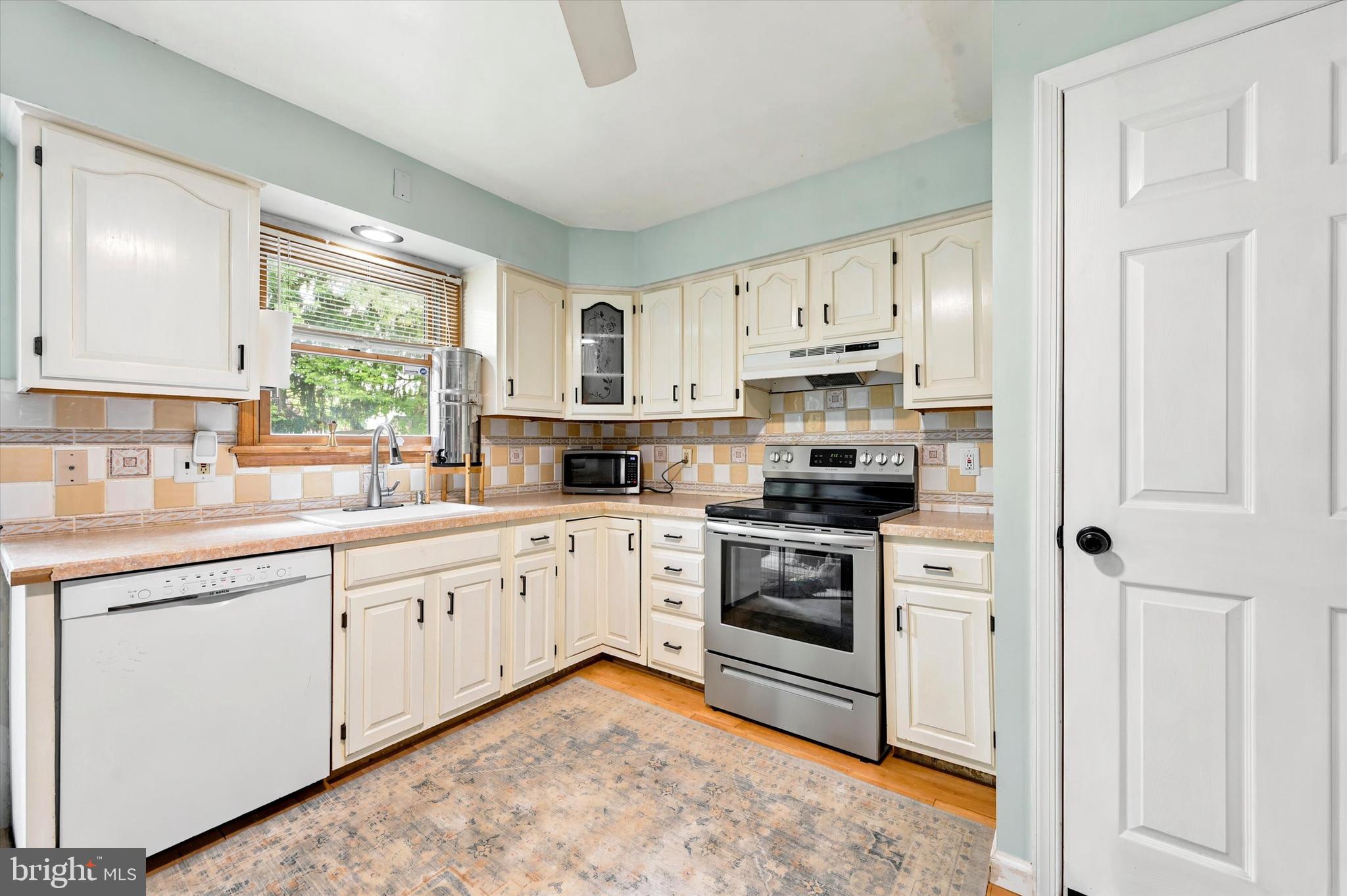WILLOWBROOK - Residential
