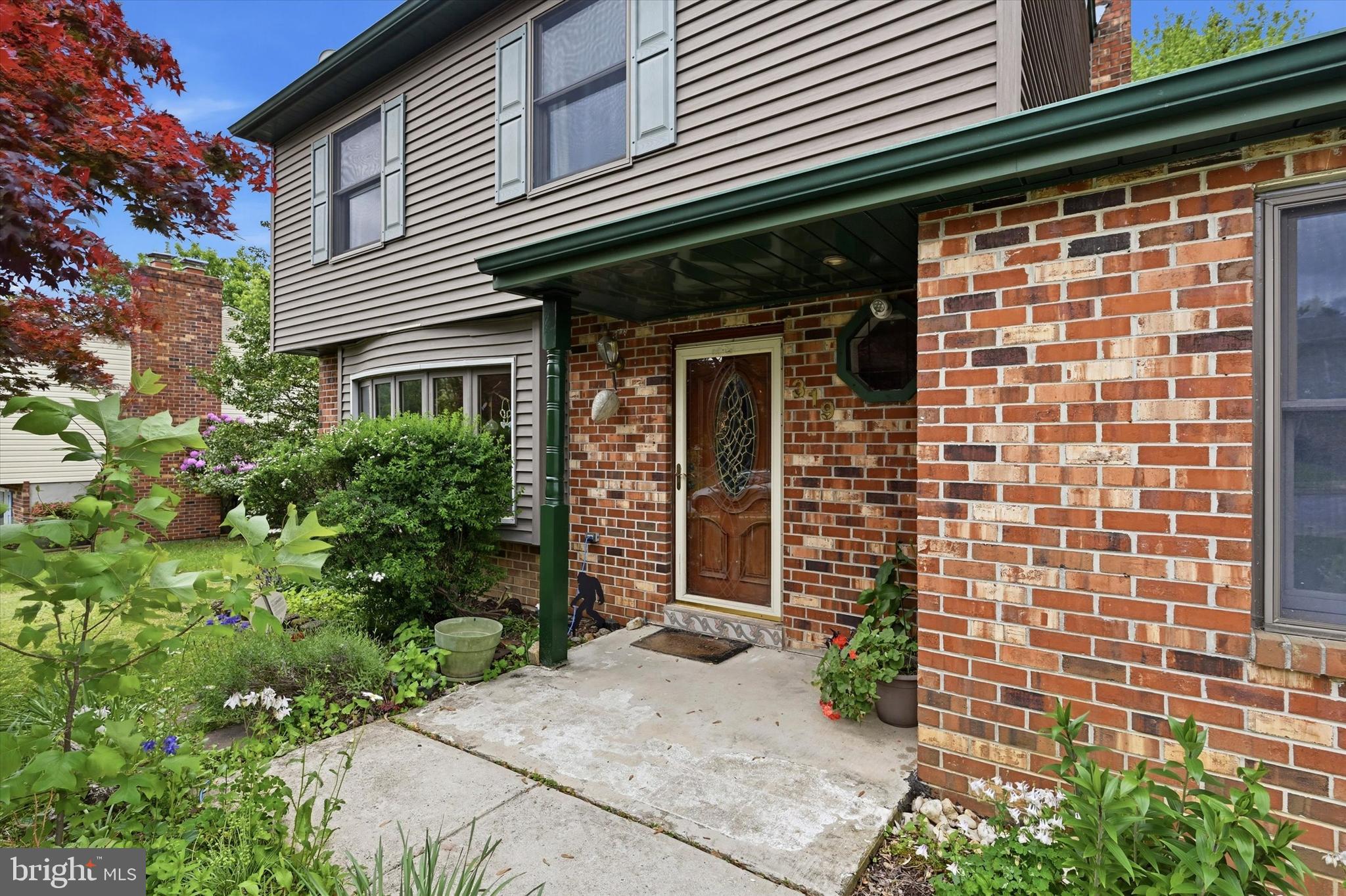 WILLOWBROOK - Residential