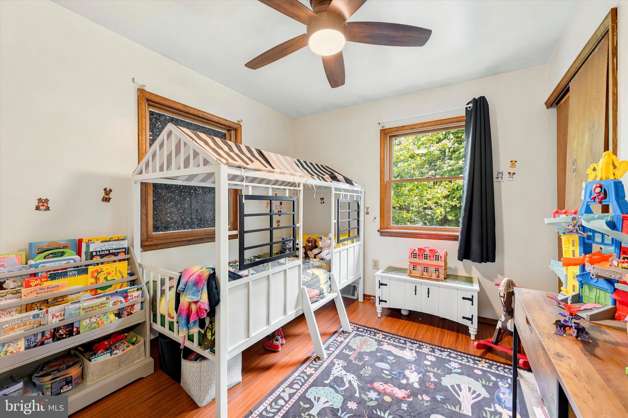 WILLOWBROOK - Residential