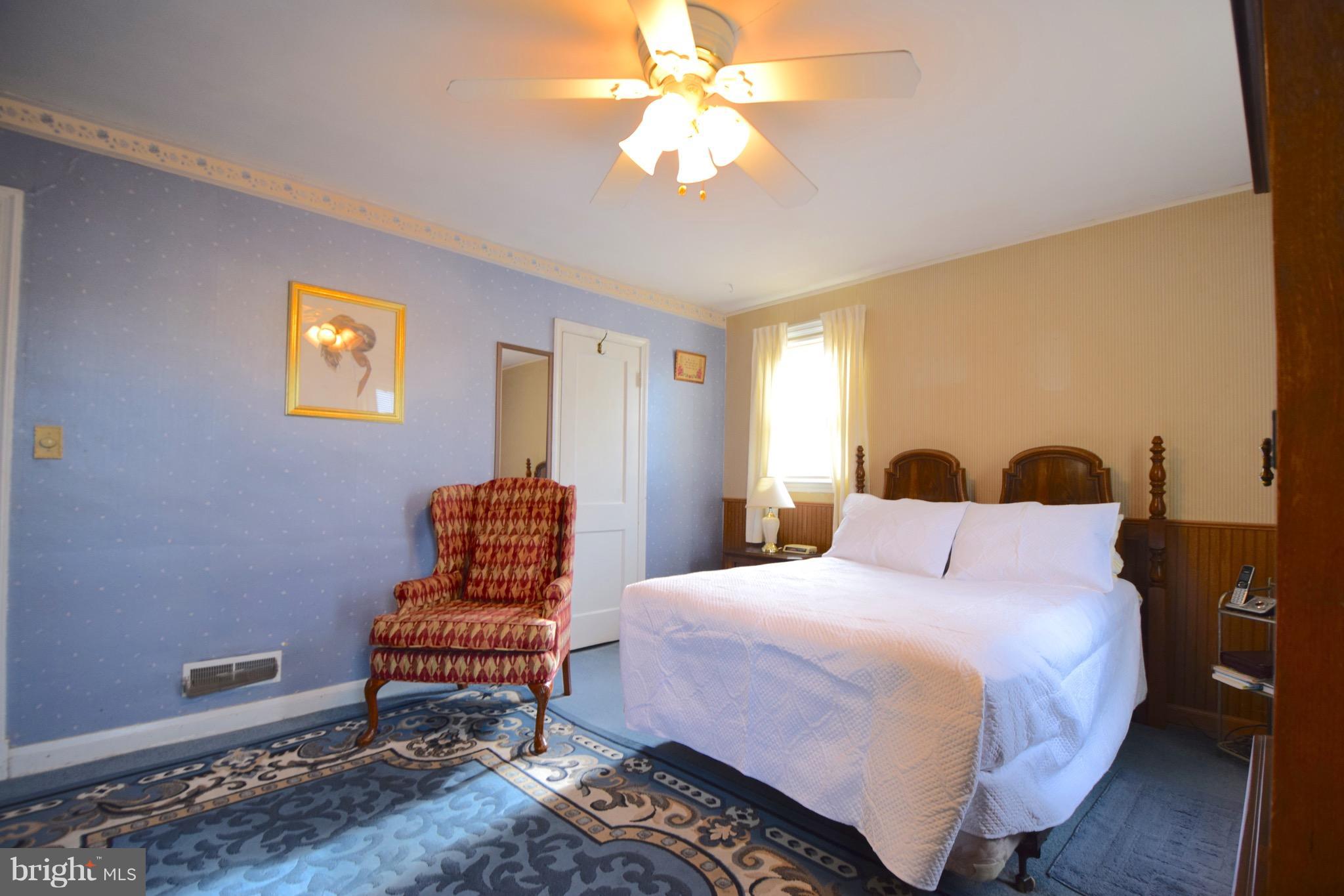 CLAREMONT-FREEDOM - Residential