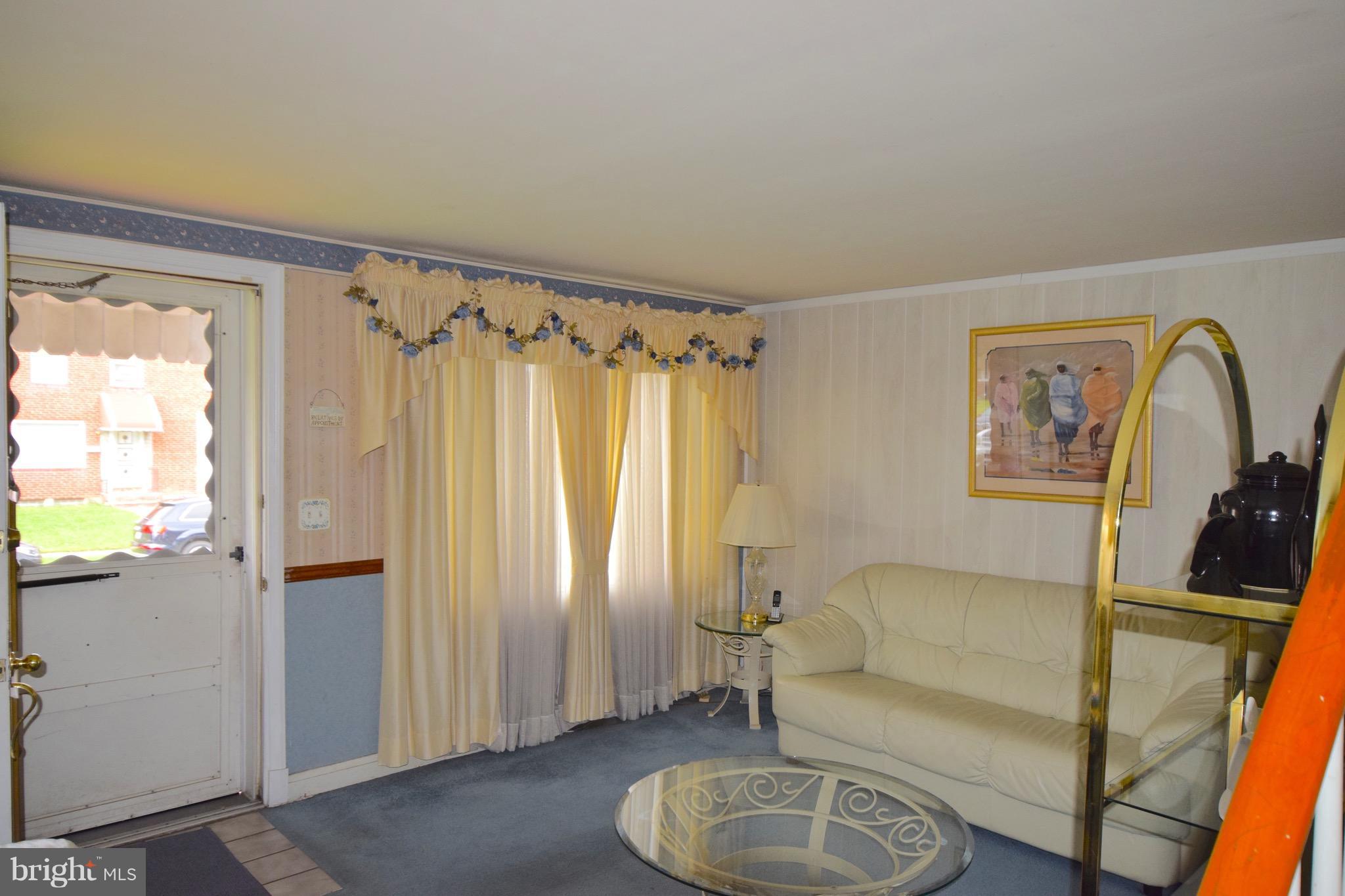 CLAREMONT-FREEDOM - Residential