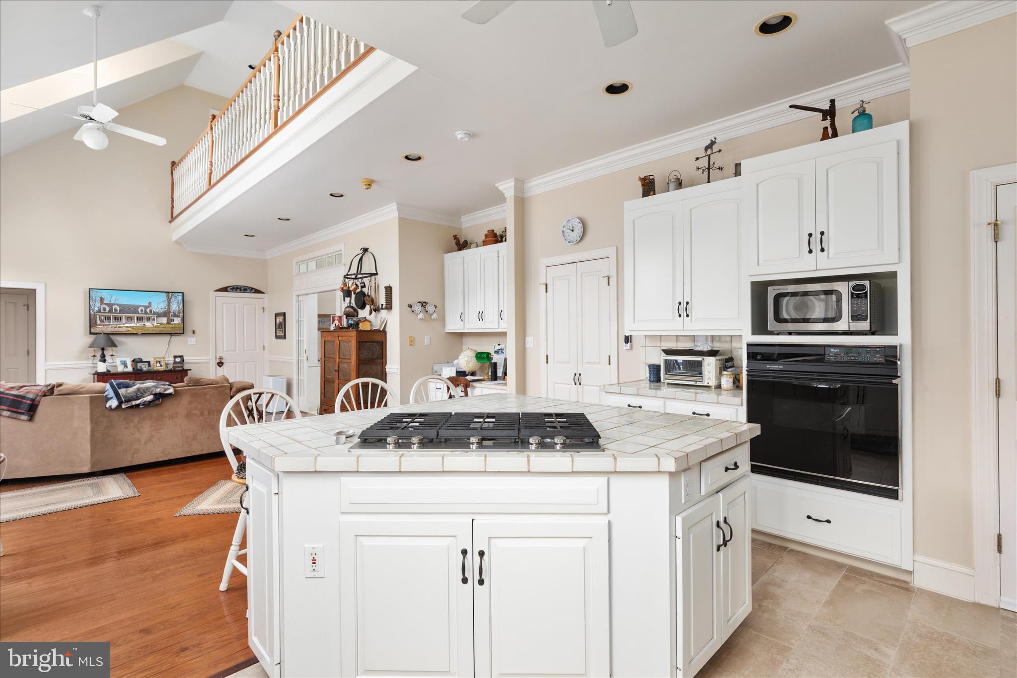 SPRING HOLLOW ESTATES - Residential