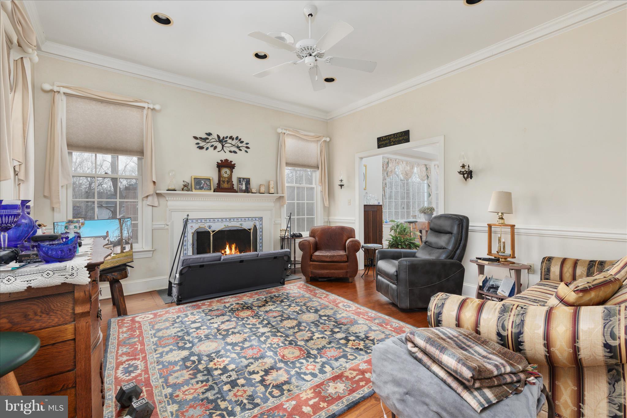 SPRING HOLLOW ESTATES - Residential