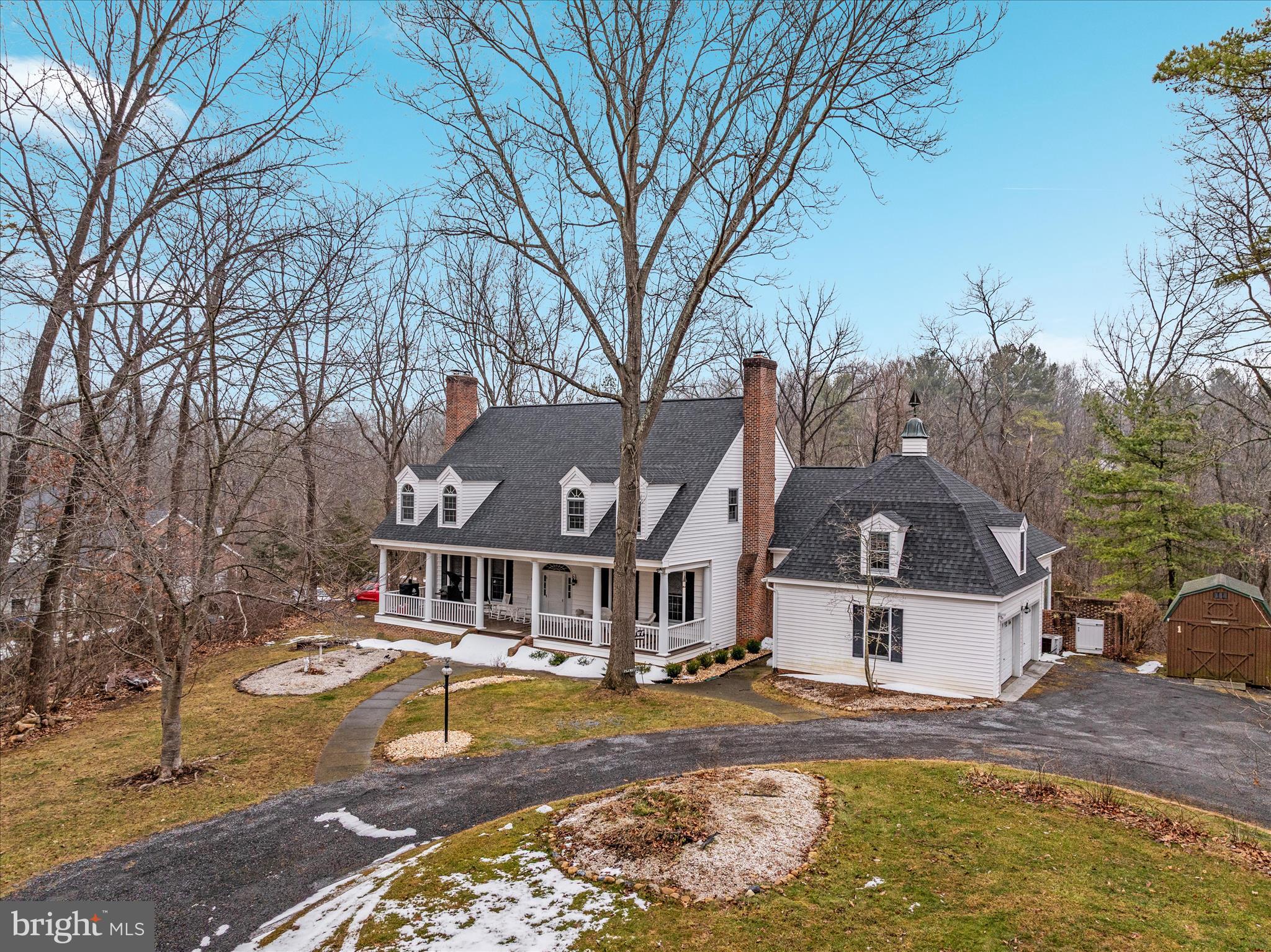 SPRING HOLLOW ESTATES - Residential