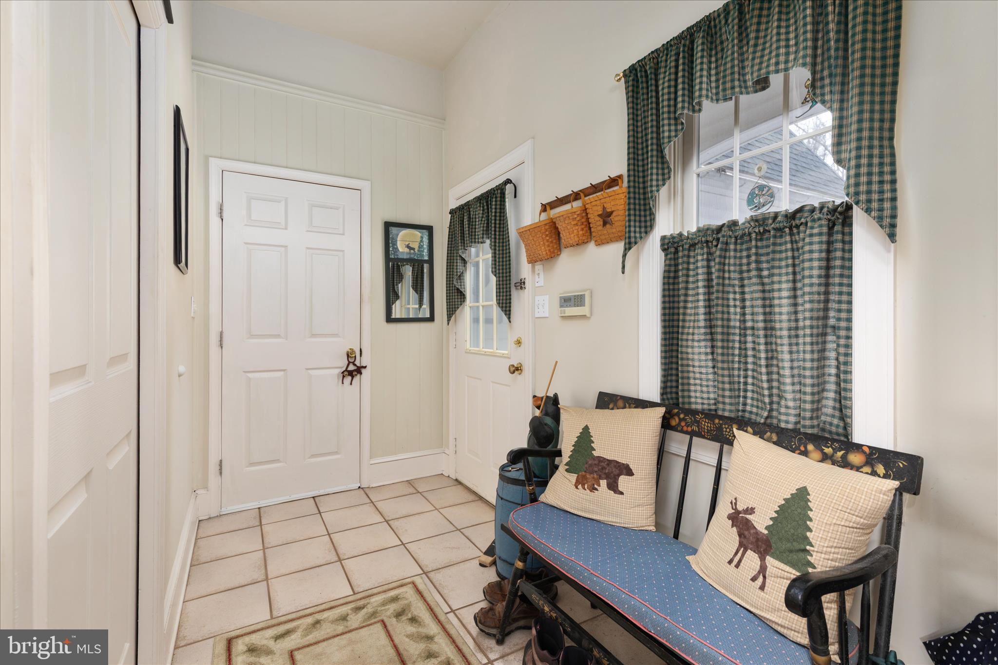 SPRING HOLLOW ESTATES - Residential