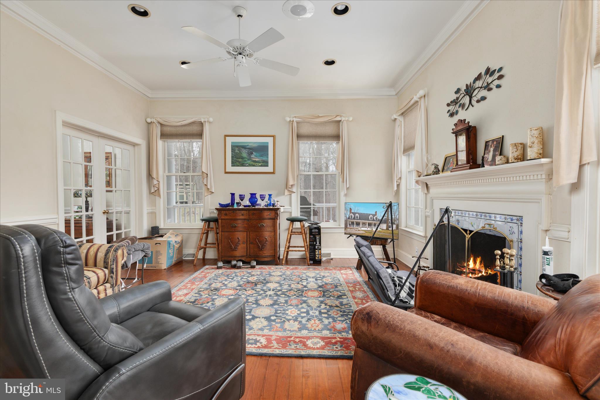 SPRING HOLLOW ESTATES - Residential