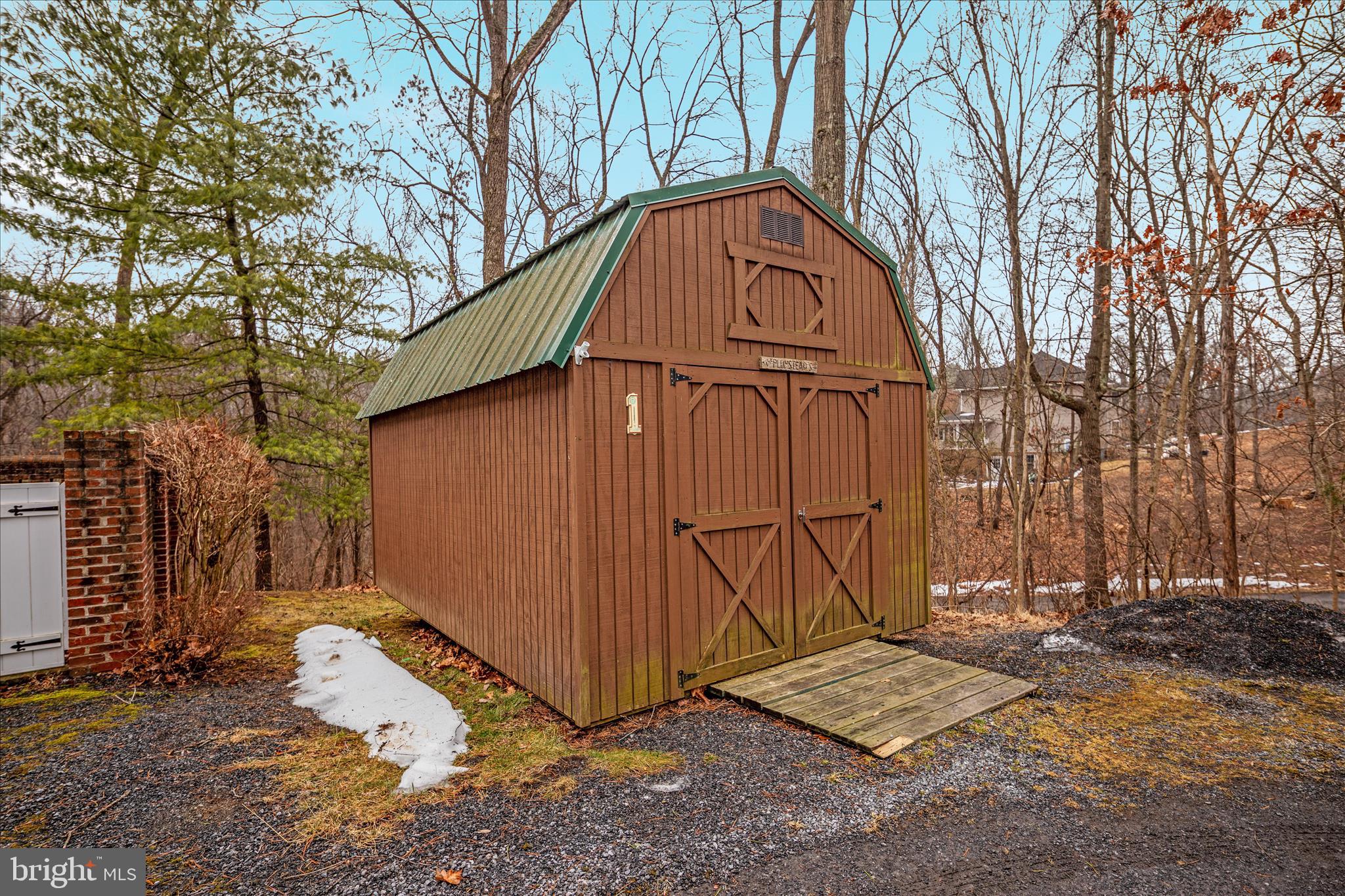 SPRING HOLLOW ESTATES - Residential