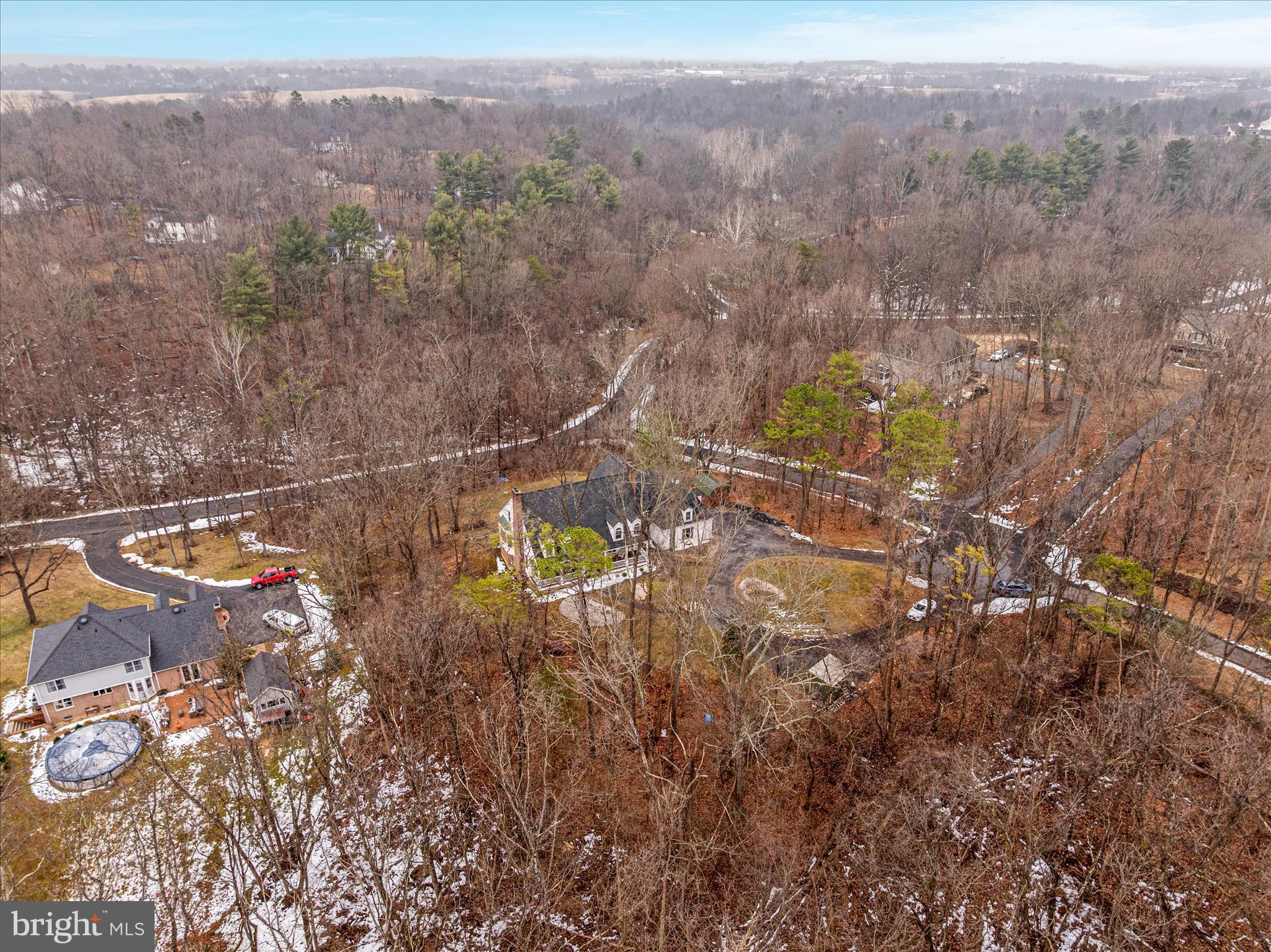 SPRING HOLLOW ESTATES - Residential