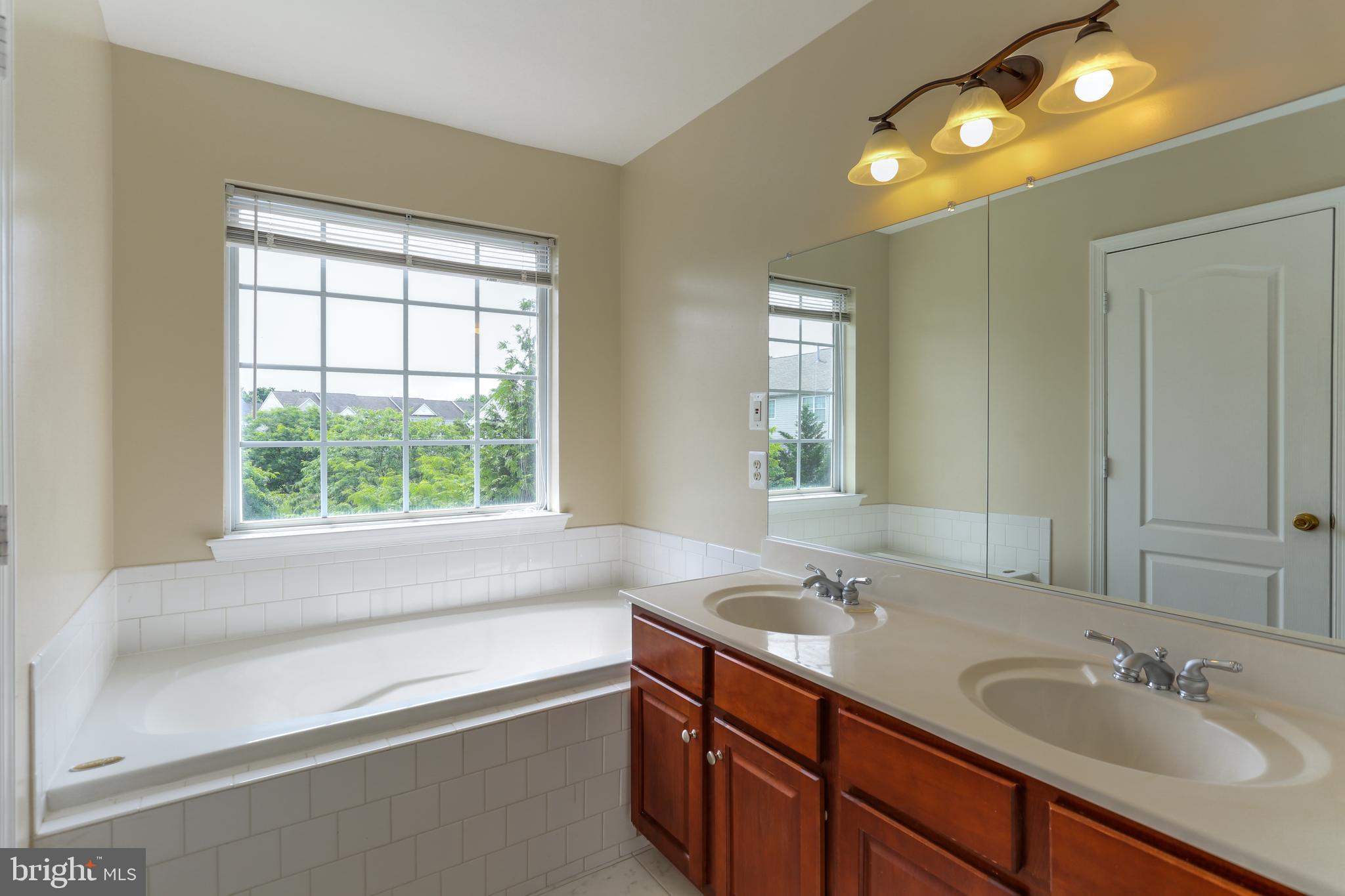 THE WOODYARD PLAT 1> - Residential