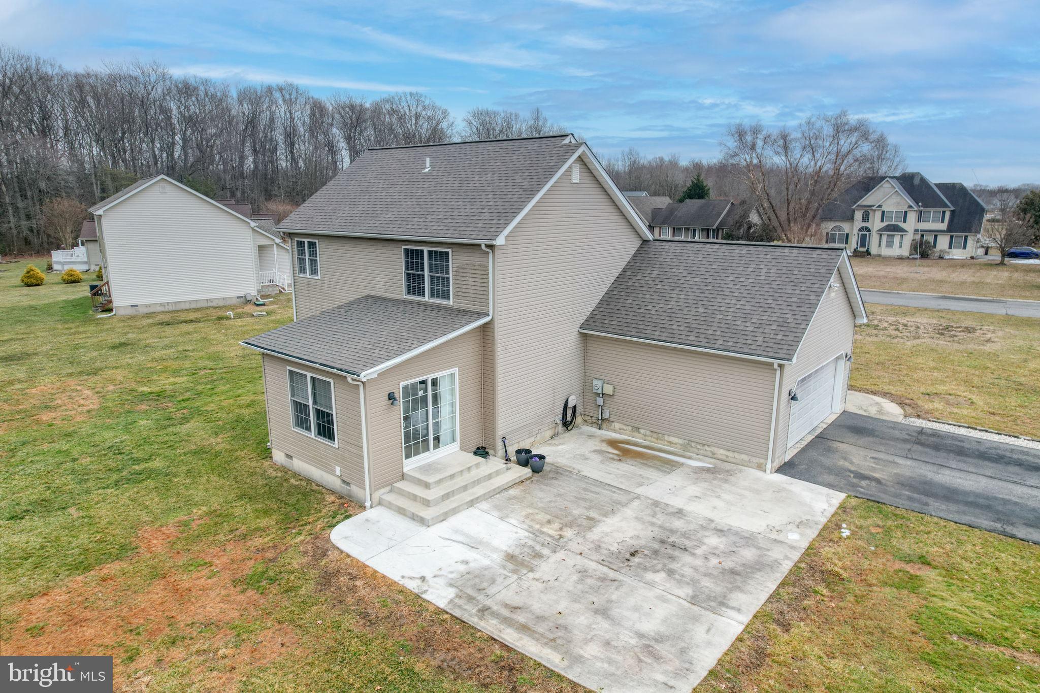 PLANTERS WOODS - Residential