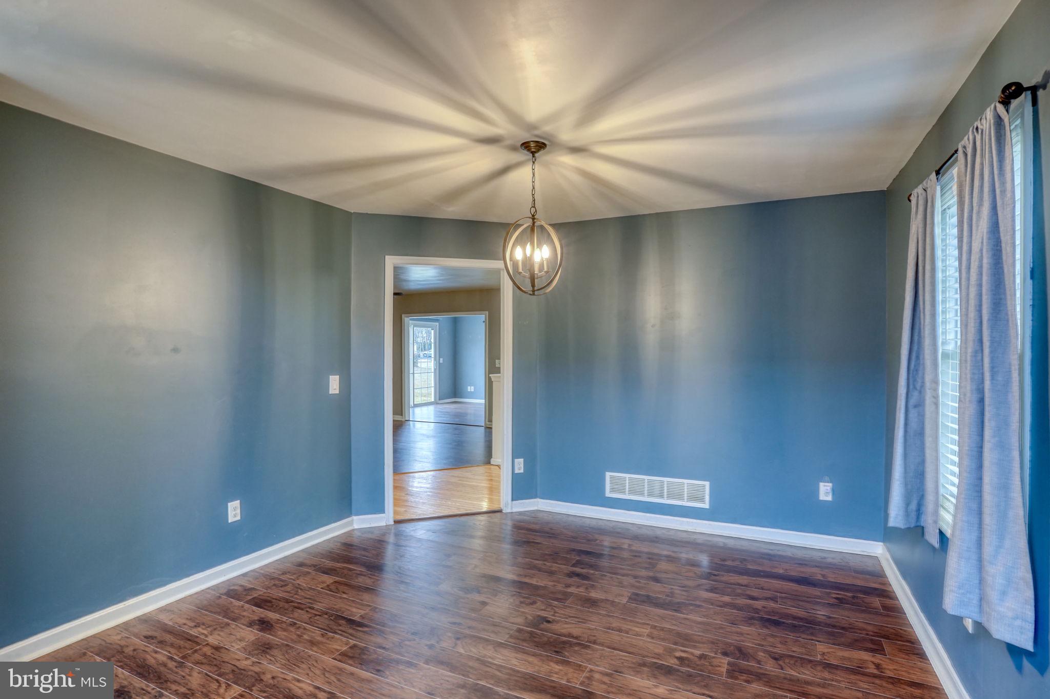 PLANTERS WOODS - Residential